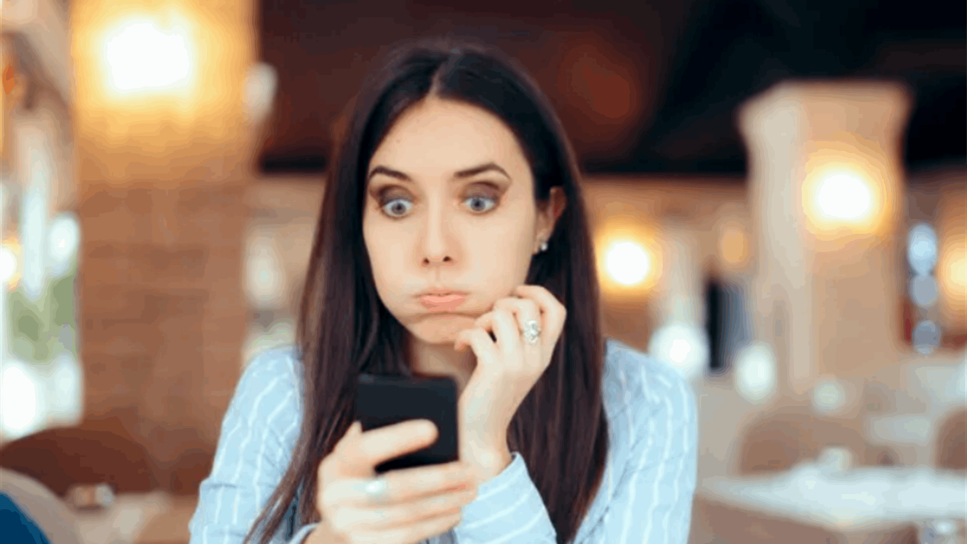 "زوجة حبيبي السابقة أثارت جنوني"... لحظة غضب أوقعت هذه الشابة في مأزق: ما فعلته يمكن أن يدفعه للانفصال عني!
