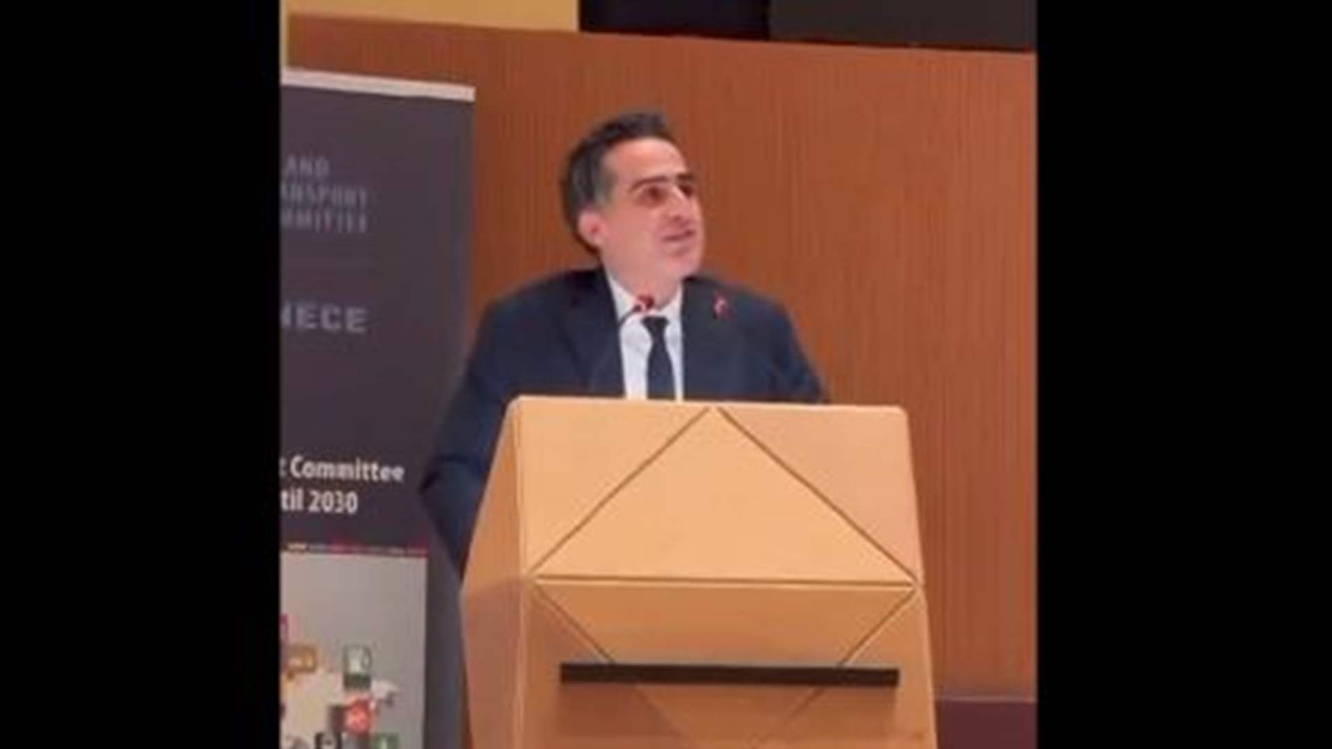  حمية: لتطوير الاستراتيجيات والبنى التحتية لمواجهة تغيّر المناخ وضمان سلامة المواطنين على الطرق