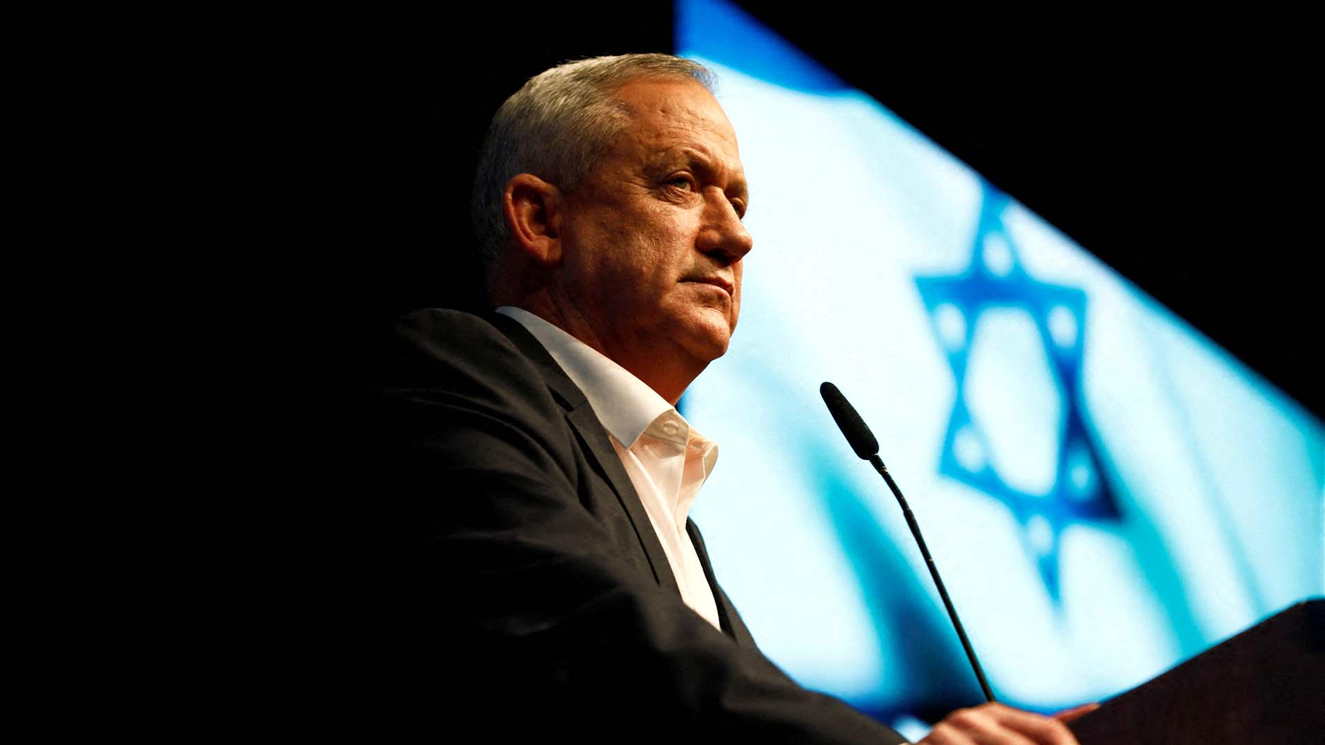 Israeli war cabinet member Benny Gantz reports &#39;promising early signs&#39; on hostage deal