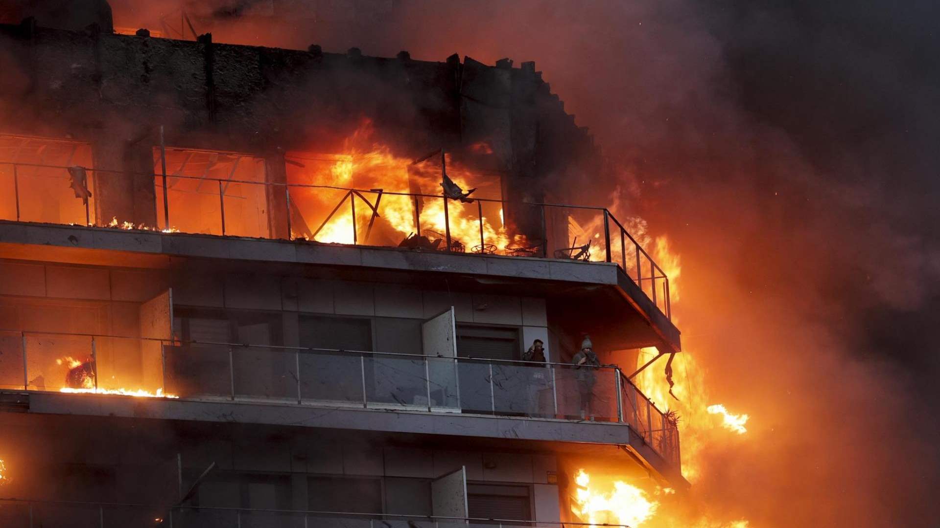 Four dead, up to 14 missing in Spain after fire erupted in apartment building