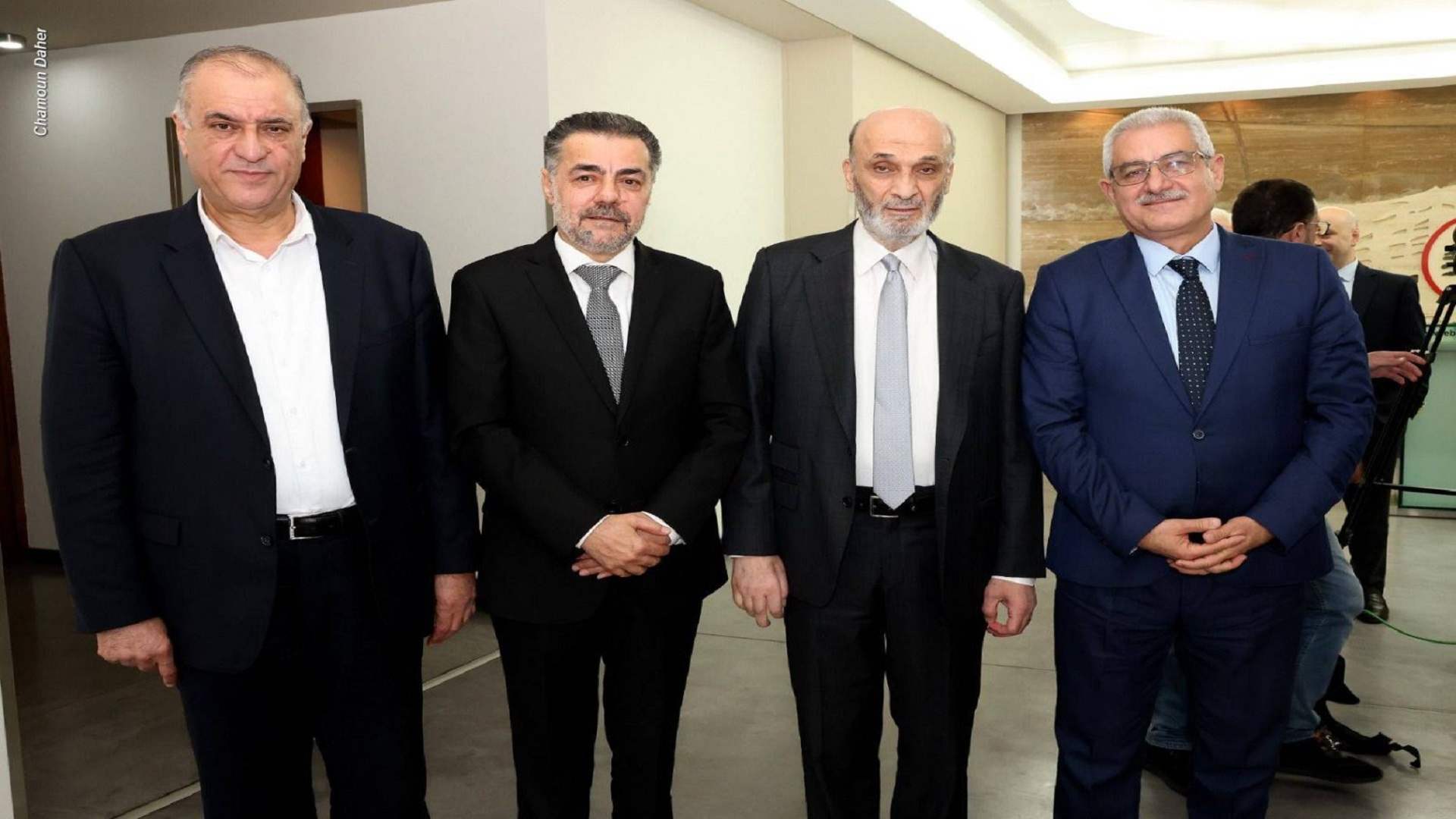 معظم القوى تتجاوب مع مبادرة "الاعتدال الوطني"... (الشرق الأوسط)