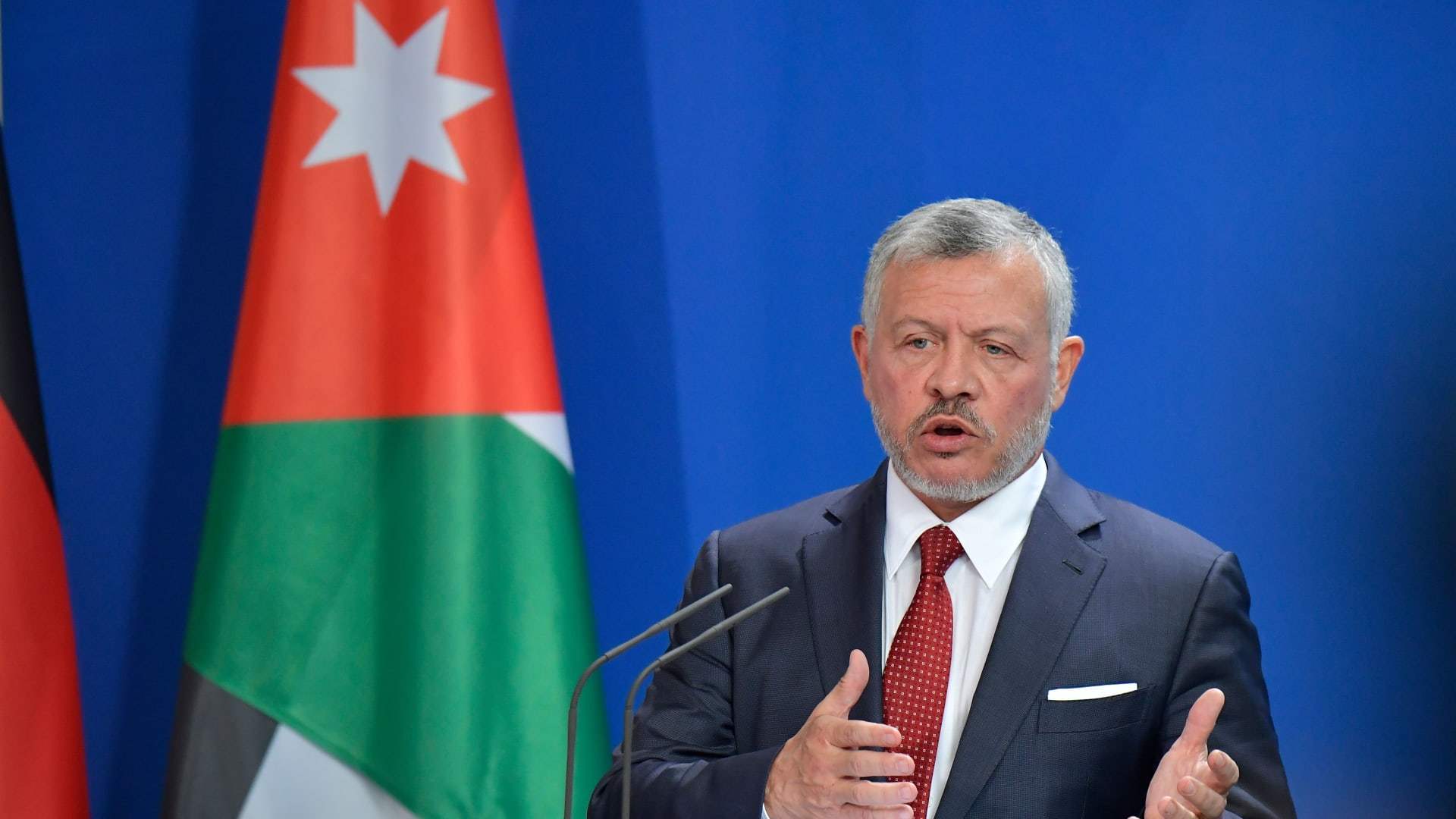 العاهل الأردني يلتقي الرئيس الفلسطيني ويحذّر إسرائيل من استمرار الحرب خلال رمضان