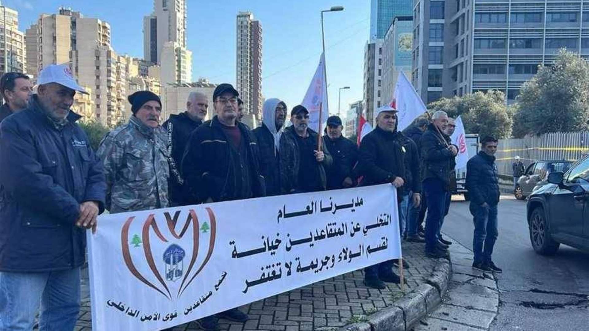 لا رواتب لموظفي الدولة وخيارات التصعيد مفتوحة (الشرق الأوسط)