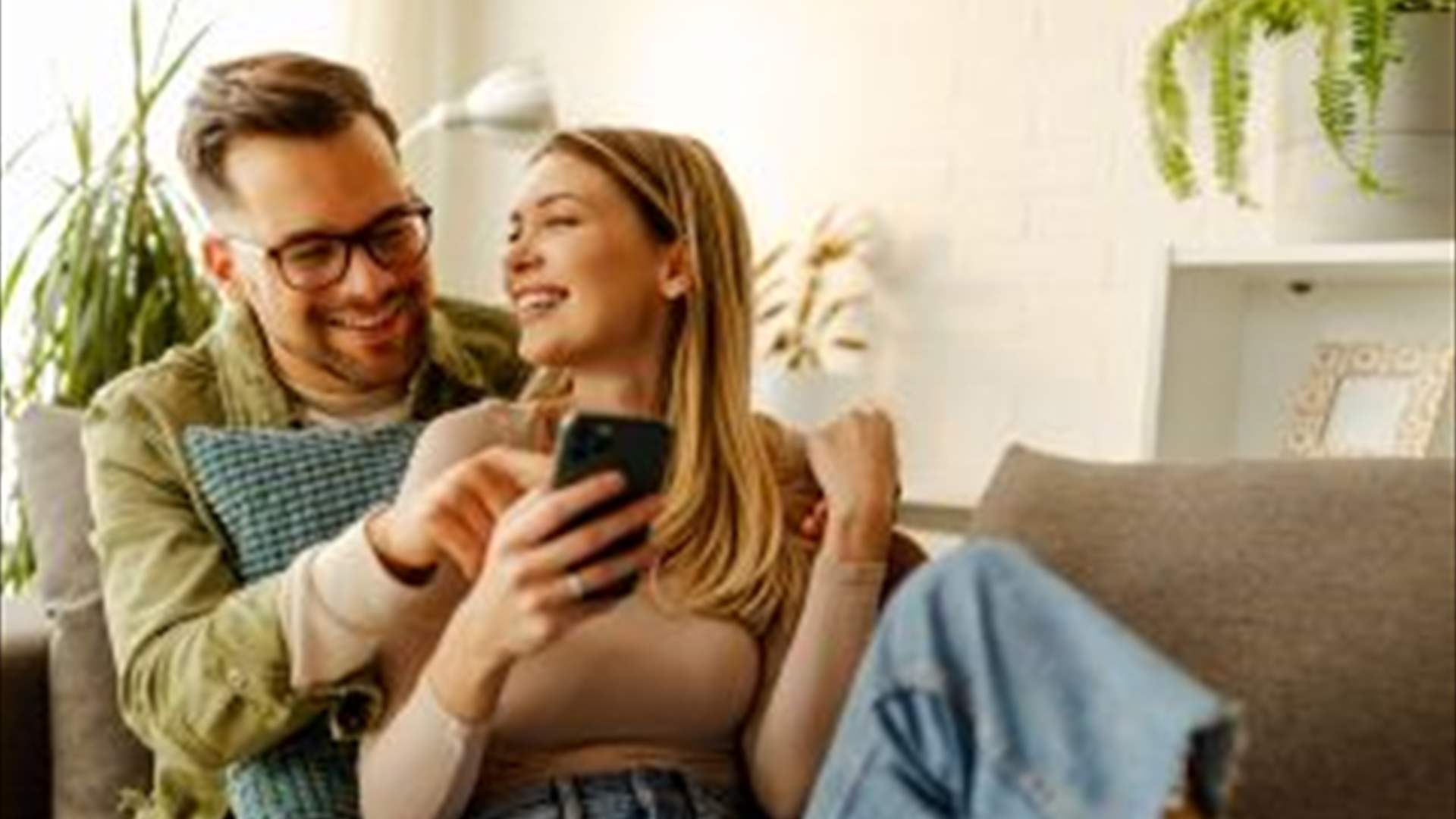 كيف تؤثر العلاقات الاجتماعية على سعادة الأشخاص؟ 