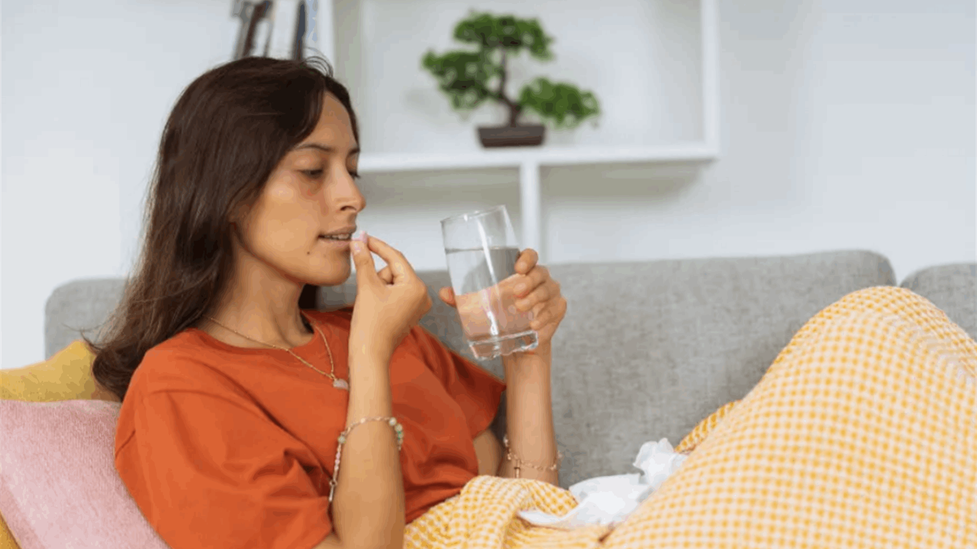 من السكتة الدماغية إلى الأزمة القلبية... 5 آثار جانبية خطيرة للباراسيتامول: وفي هذه الحالة اتصلوا بالإسعاف!