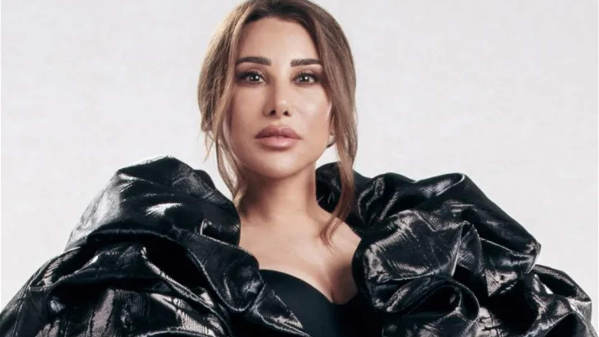 نجوى كرم تودّع والدة فادي إبراهيم: "قلب الأم احترق"