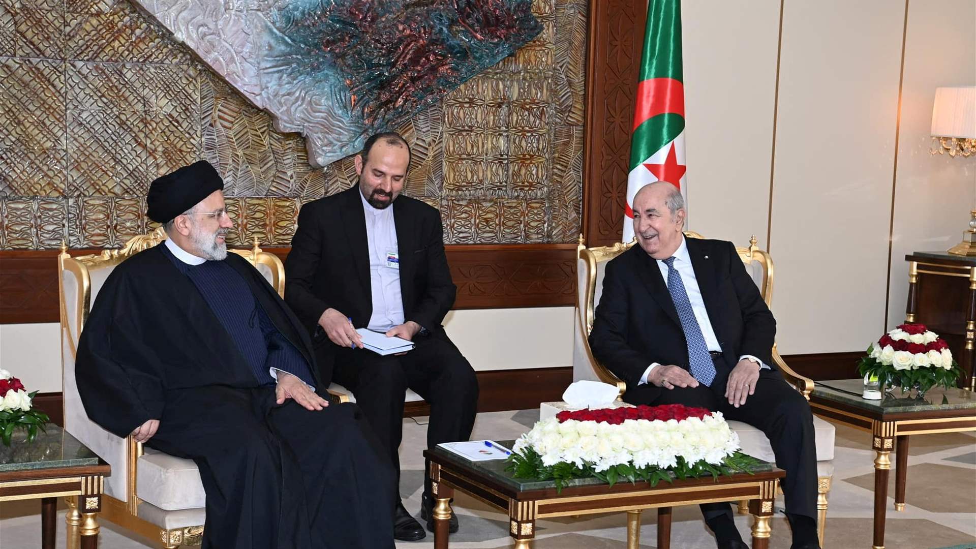 Iran&#39;s president examines Gaza situation with Algerian counterpart