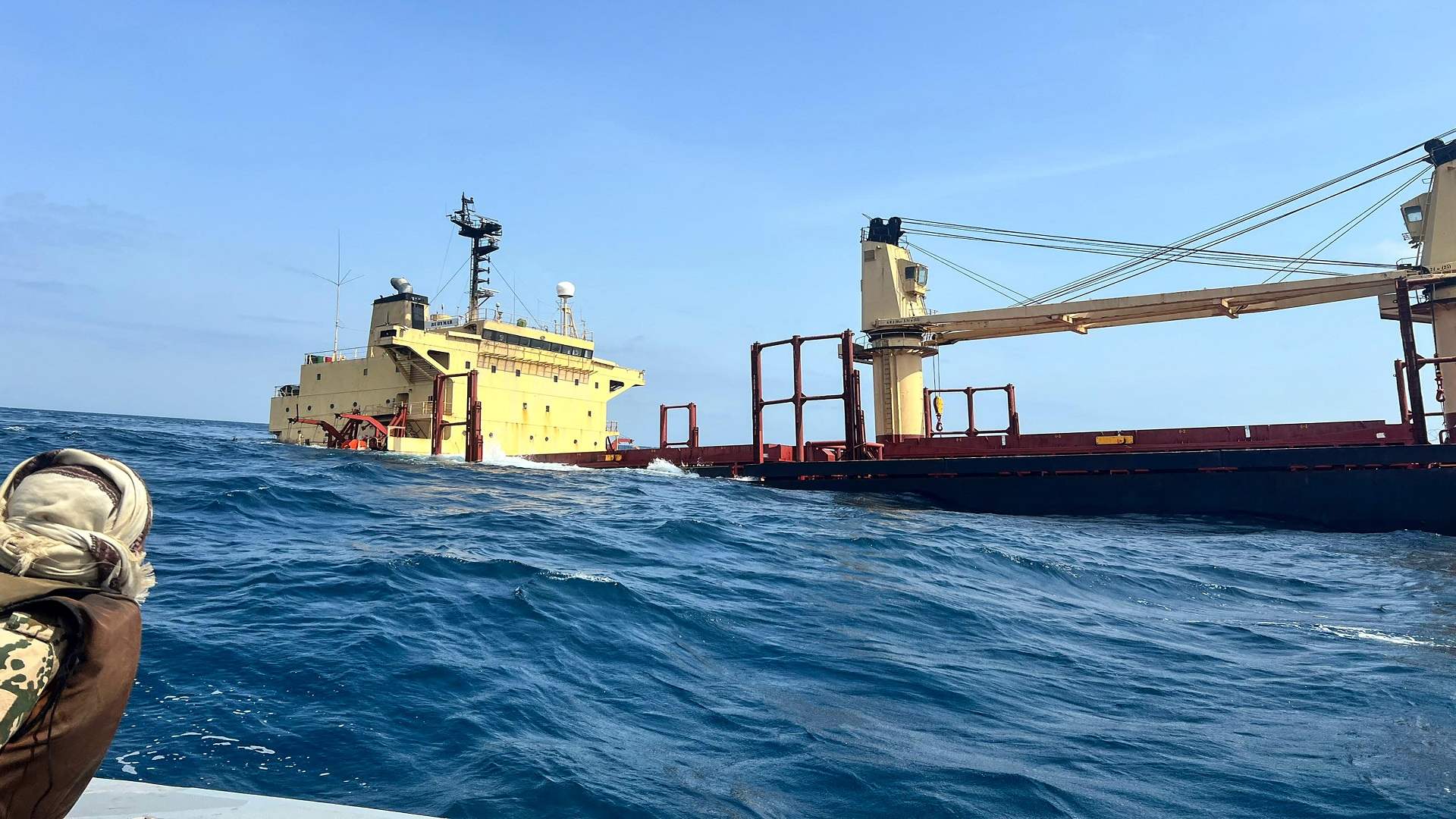 وزير يمني يؤكد غرق السفينة روبيمار بالكامل