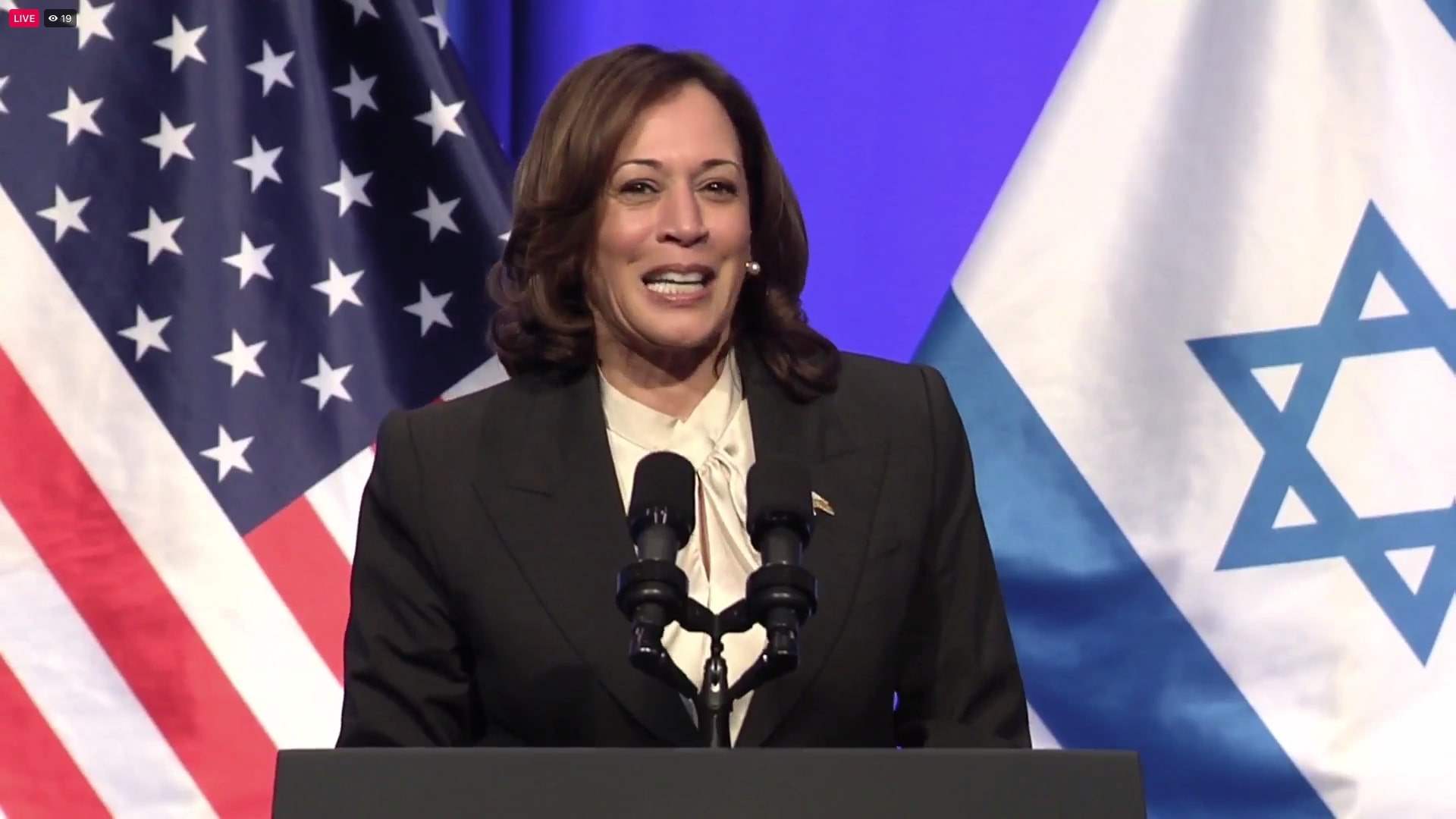 Kamala Harris calls for an "immediate ceasefire" in Gaza