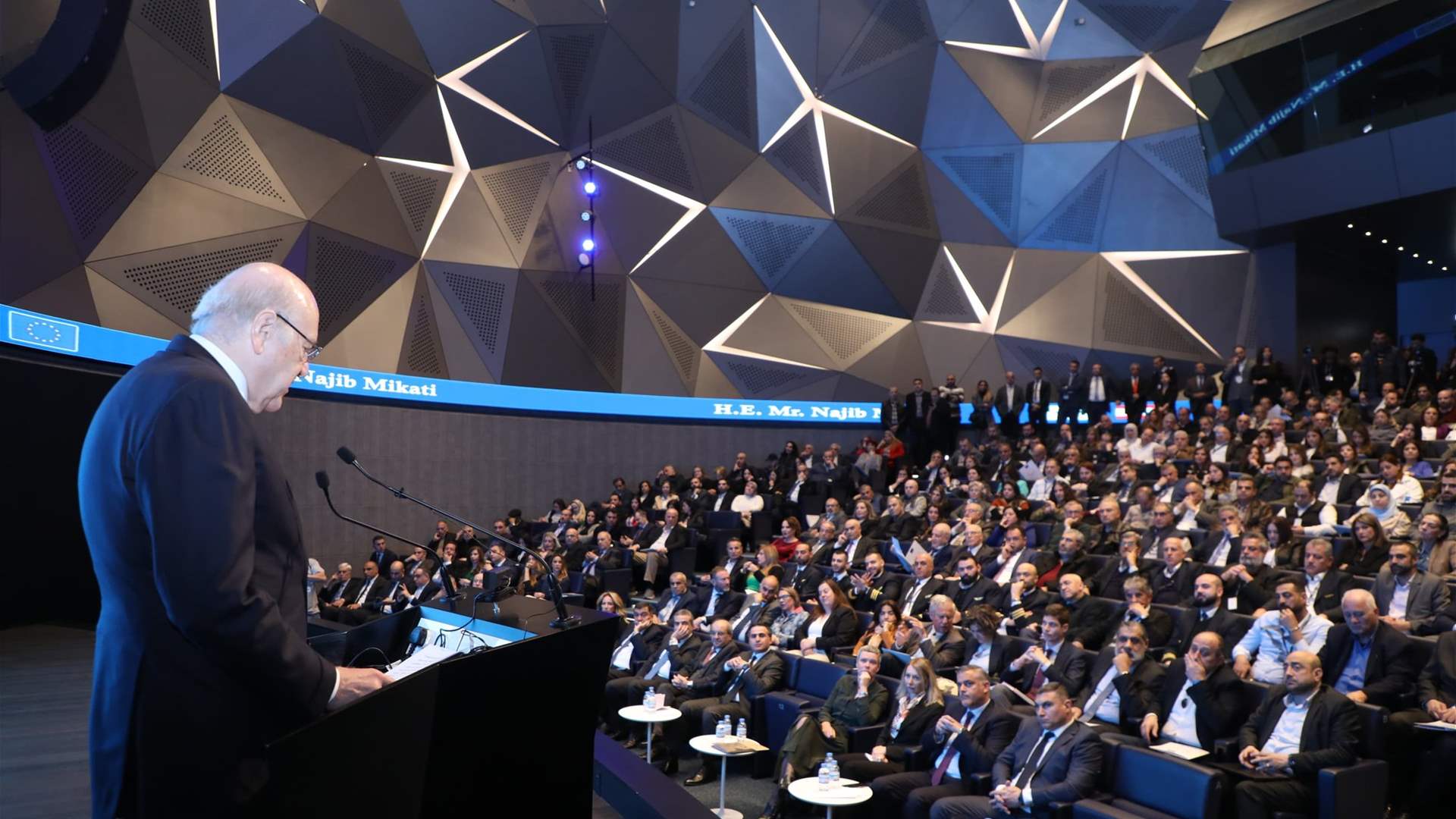 ميقاتي عن قطاع الطيران: التحديات التي نواجهها لا تقتصر على الحدود الوطنية ولبنان ملتزم بالقيام بدور فاعل 