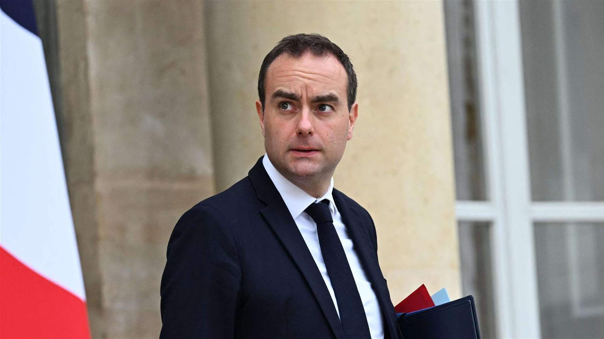 وزير الجيوش الفرنسي: ارسال قوات &quot;قتالية&quot; الى اوكرانيا غير مطروح