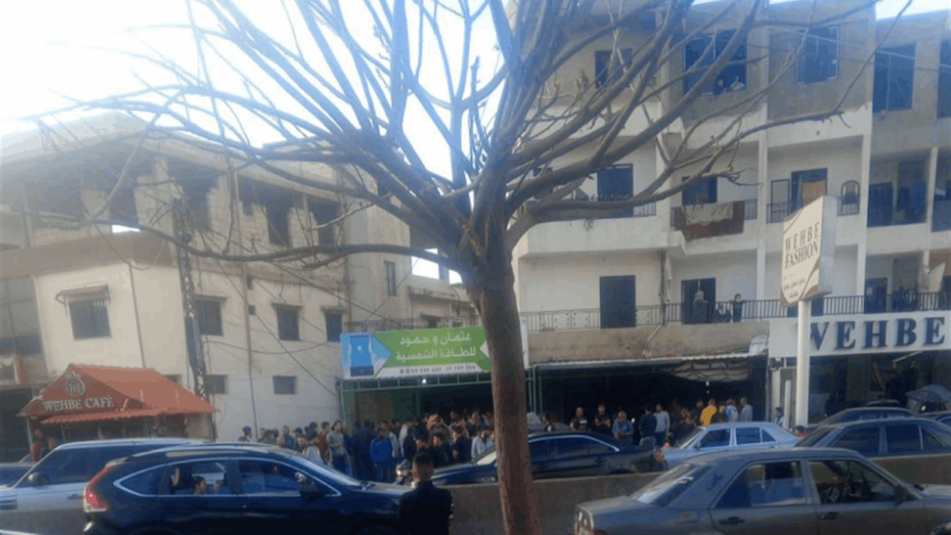 قتيل وجريح جراء إطلاق نار داخل محل في بحنين