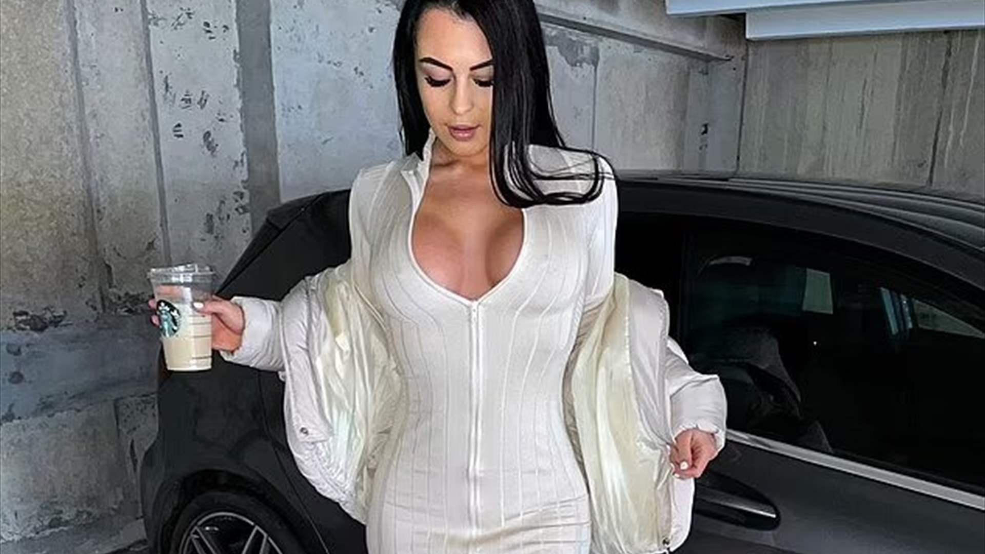 أسلوب حياتها وملابسها يجعلانها "أمًّا سيئة"... وهذا ما قالته للمتنمرين! 