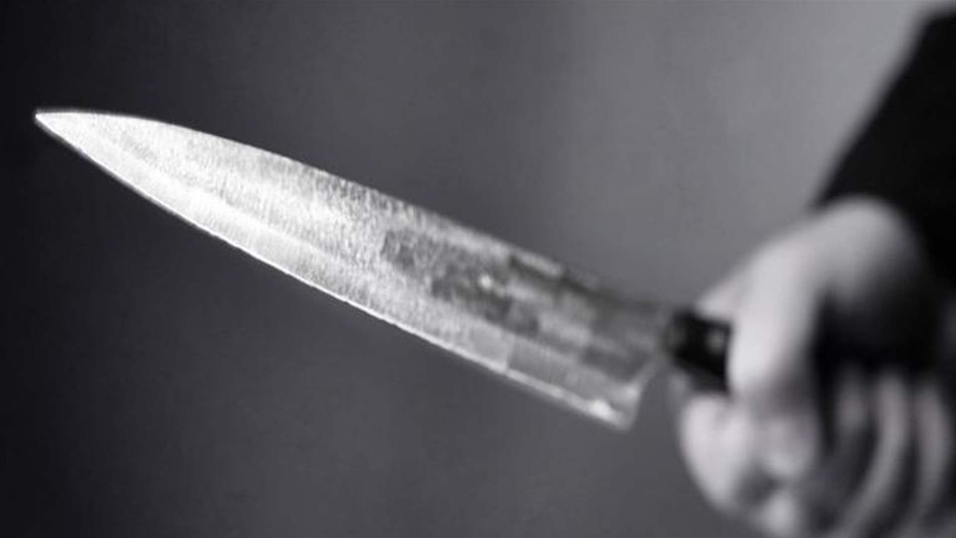 في مرج حاروف - النبطية... سوري يقتل زوجته بالسكين ويفر هاربًا
