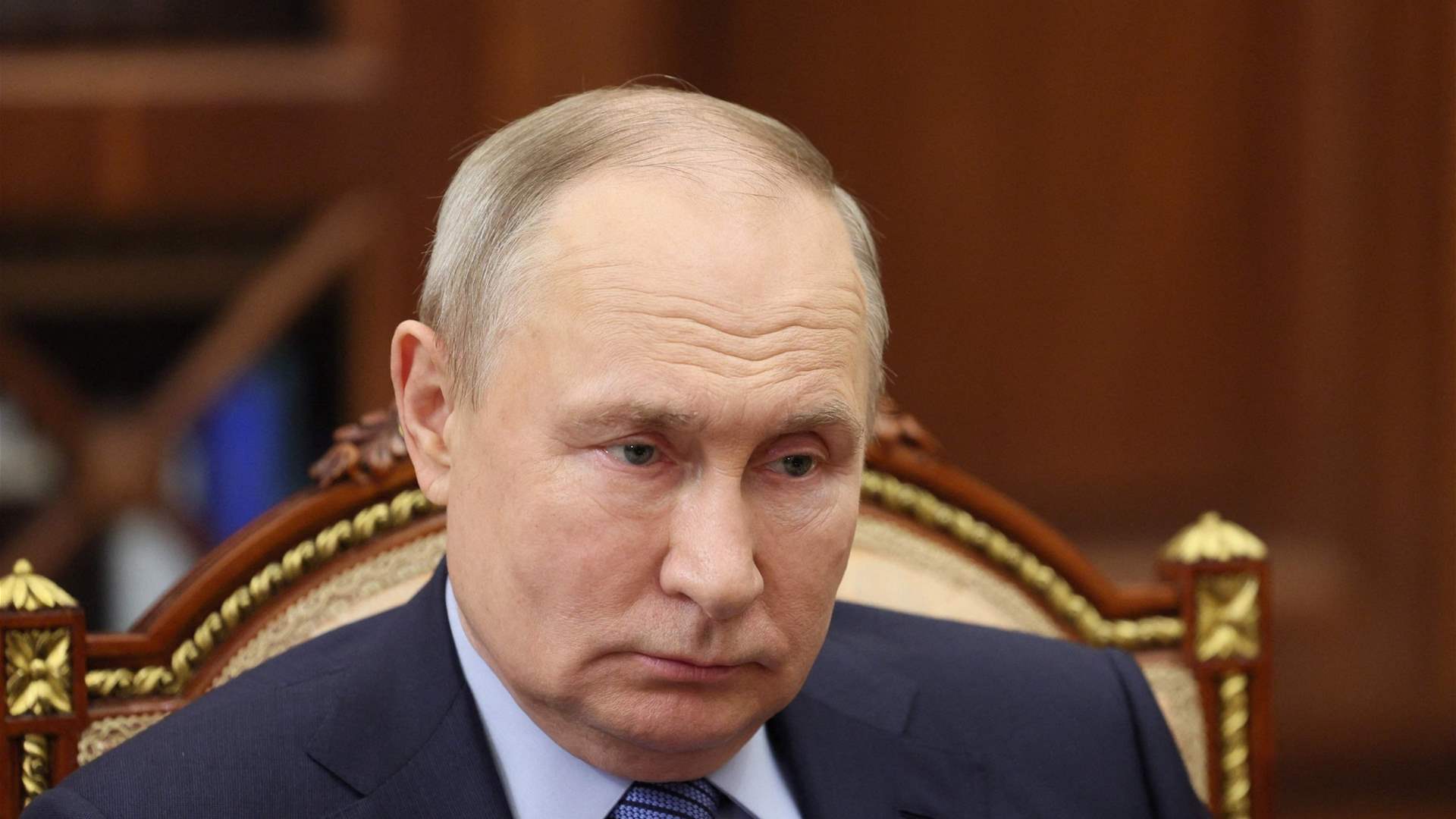 Russians head to polls in a vote set to extend Putin's rule