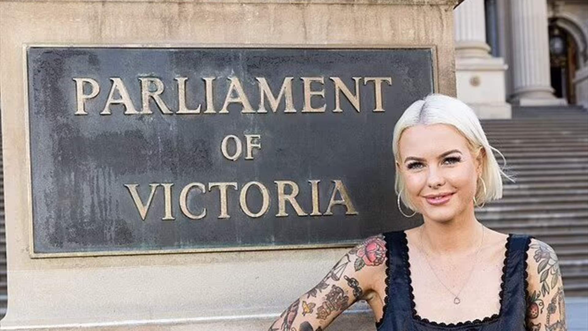 &quot;باربي السياسية&quot;...تعرفوا إلى أصغر نائبة في البرلمان الأسترالي: لن تتوقعوا ما كانت وظيفتها قبل خوضها مجال السياسة! (صور)