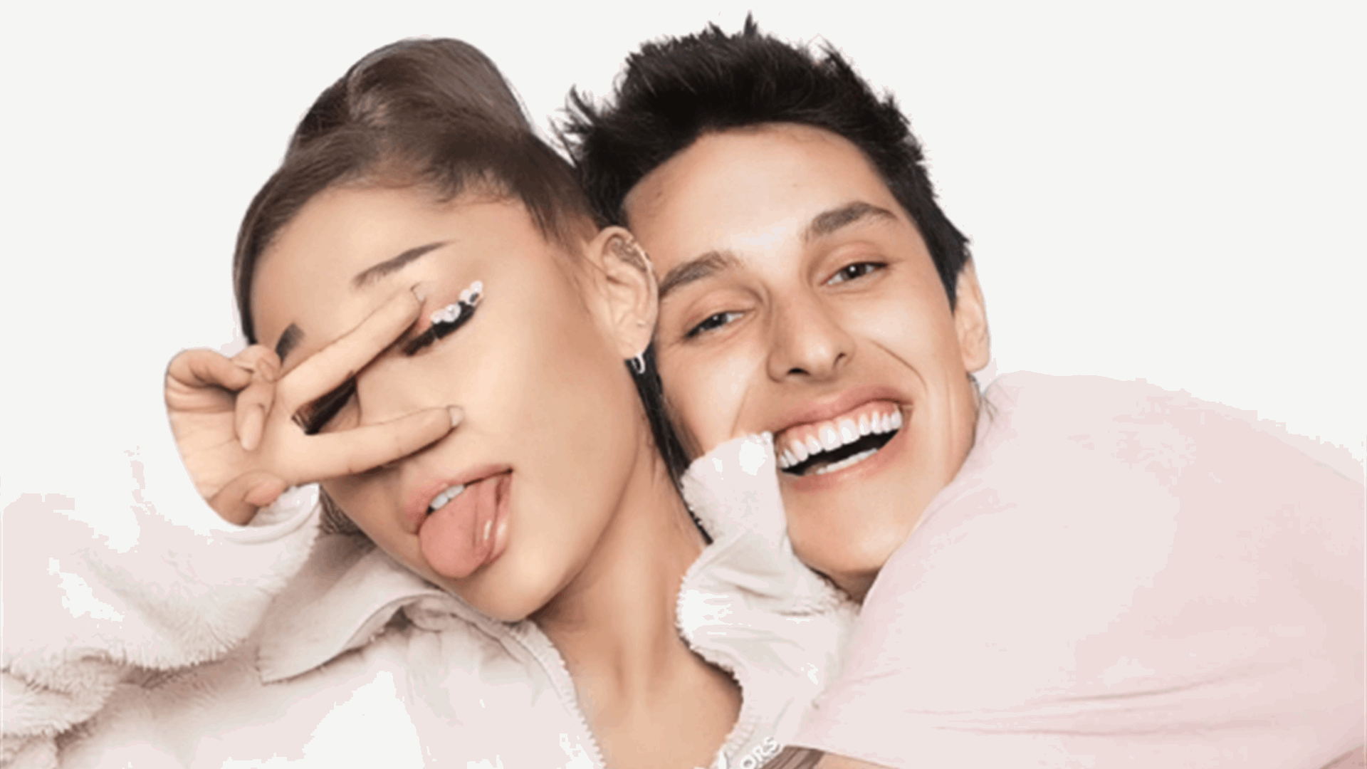 أريانا غراندي تنهي طلاقها رسمياً... إليكم التفاصيل!