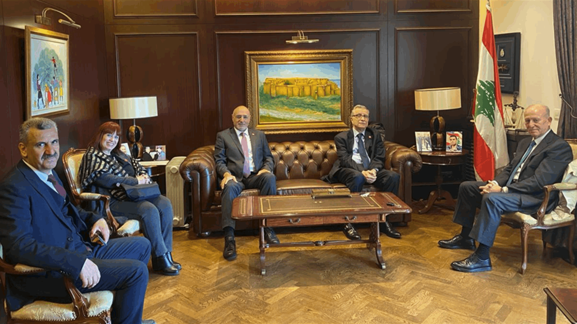 لقاء لوفد من حزب الحوار الوطنيّ 