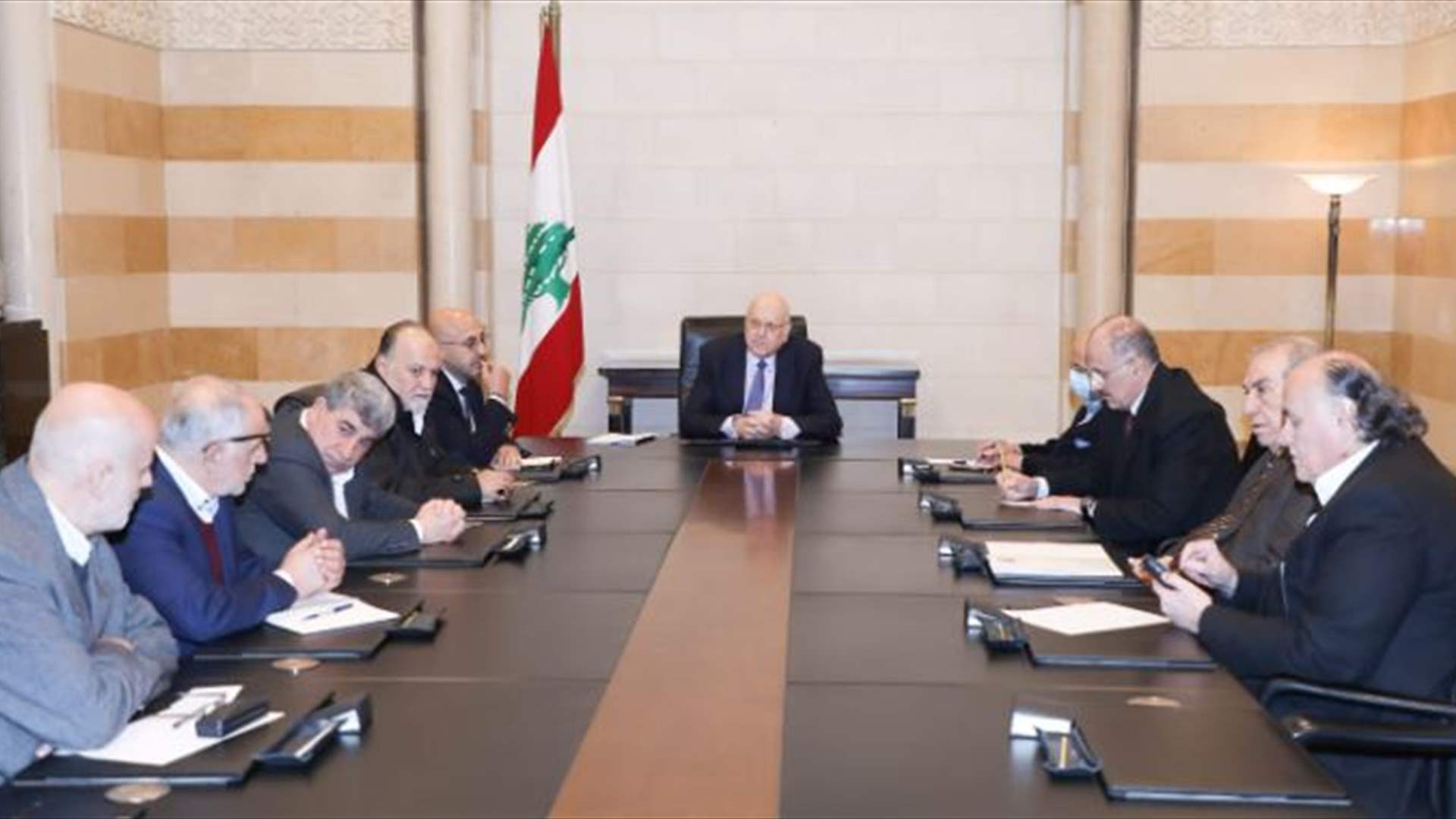 ميقاتي بحث مع وزير البيئة في ملف النفايات ومطمر "الكوستا برافا"