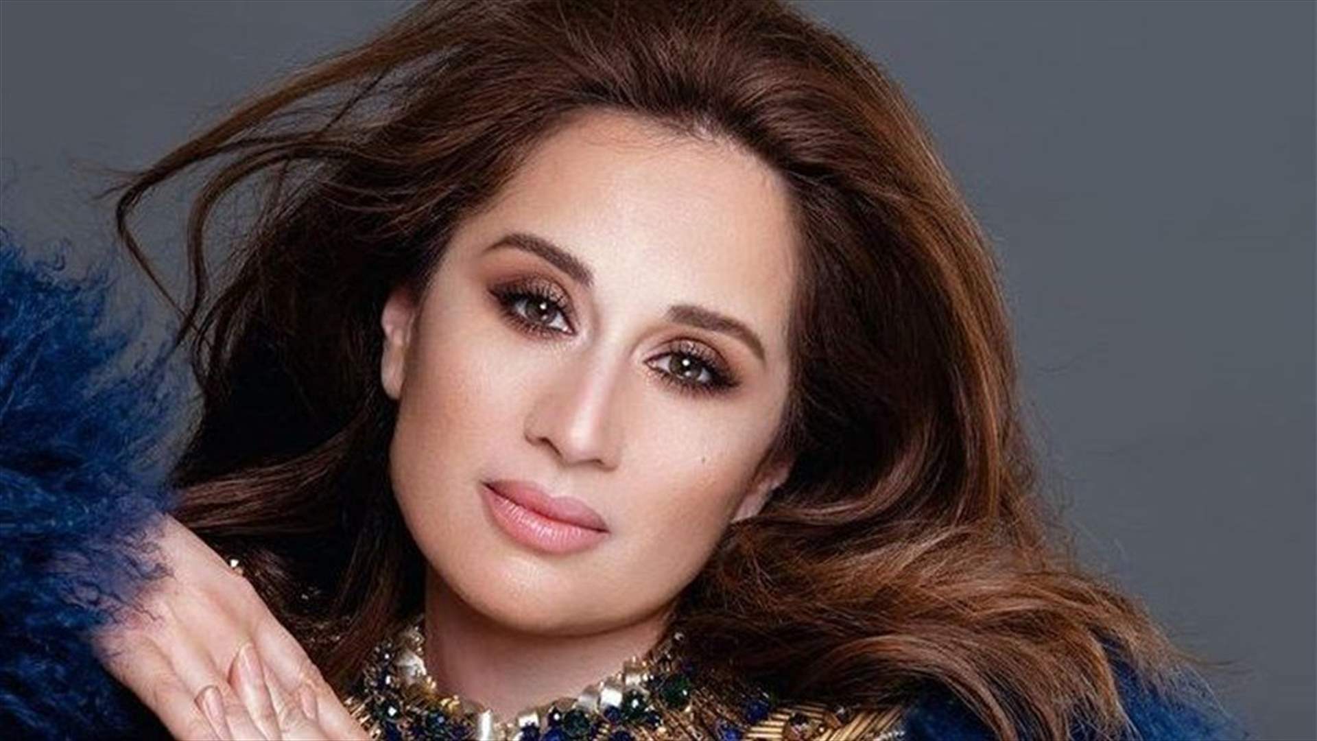 كارين رزق الله تطلّ بـ "لوك" جديد... والجمهور: "كتير حليانة شو عاملة؟"
