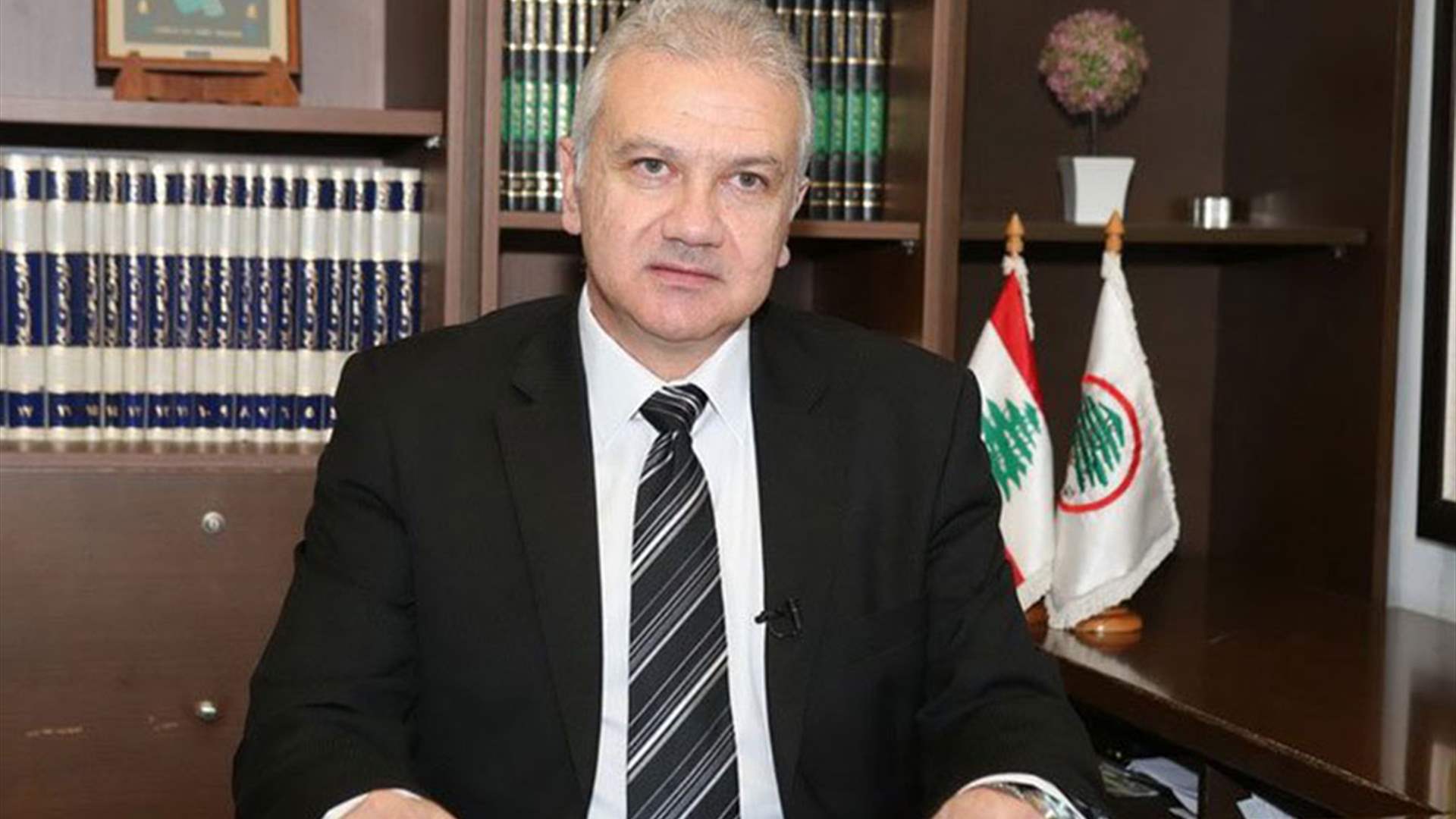 كرم لـ”الأنباء الكويتية”: من المفترض أن يلتزم حزب الله بصرف التعويضات لأهالي الجنوب وليس الحكومة 