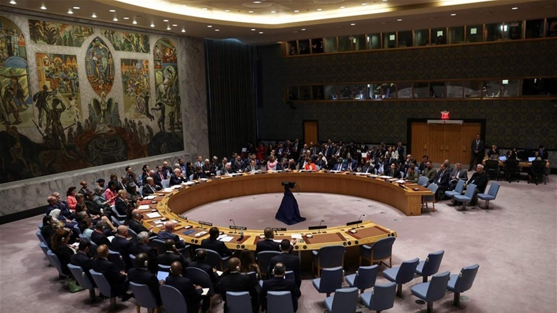 مجلس الأمن يطالب بـ&quot;وقف فوري لإطلاق النار&quot; في غزة مع امتناع الولايات المتحدة عن التصويت