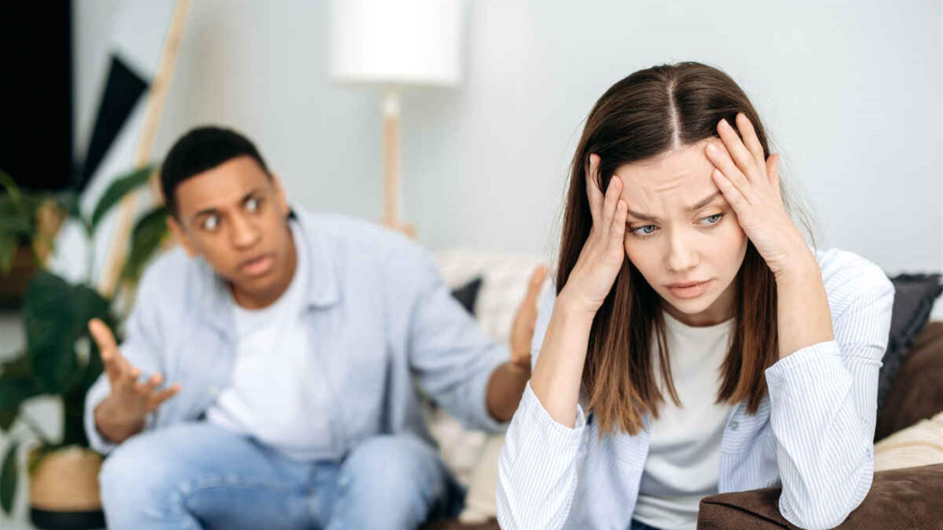 رجل يقرّر إعطاء مساحة لزوجته للتفكير والتخفيف من حدة مشاكلهما... لم يتوقع ما كان بانتظاره!