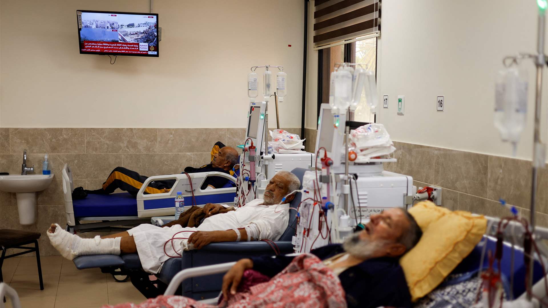 WHO: Nine thousand patients need urgent evacuation from Gaza to receive medical care