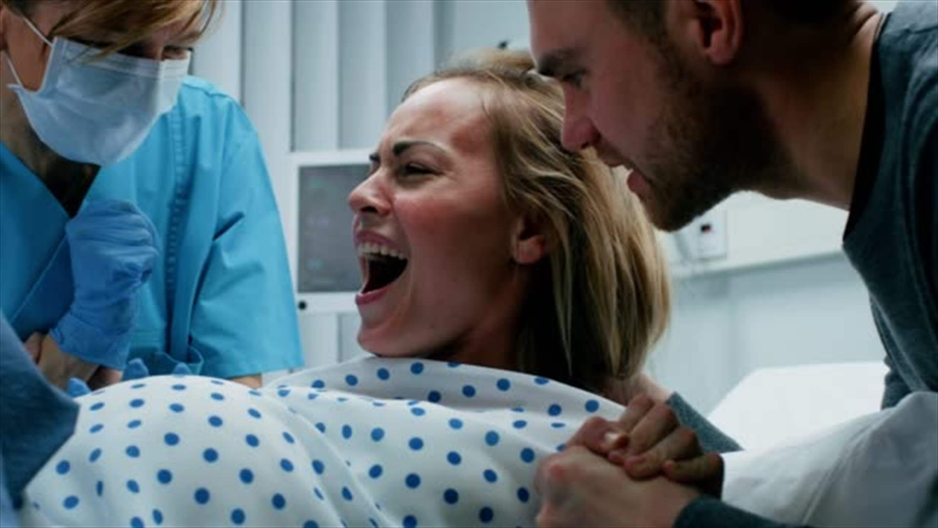 ولادة ابنه شكّلت واحدًا من أسوأ كوابيسه... ما يشعر به هذا الرجل صادم والأسباب مذهلة!