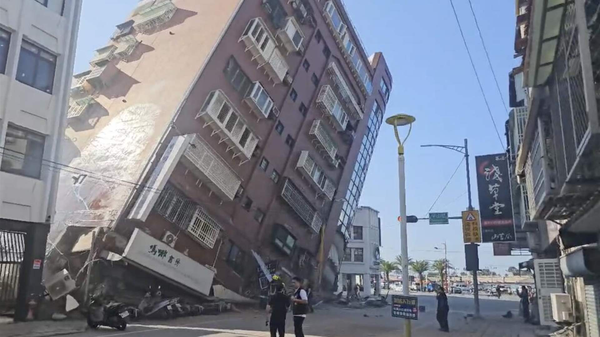 Taiwan hit by strongest earthquake in 25 years