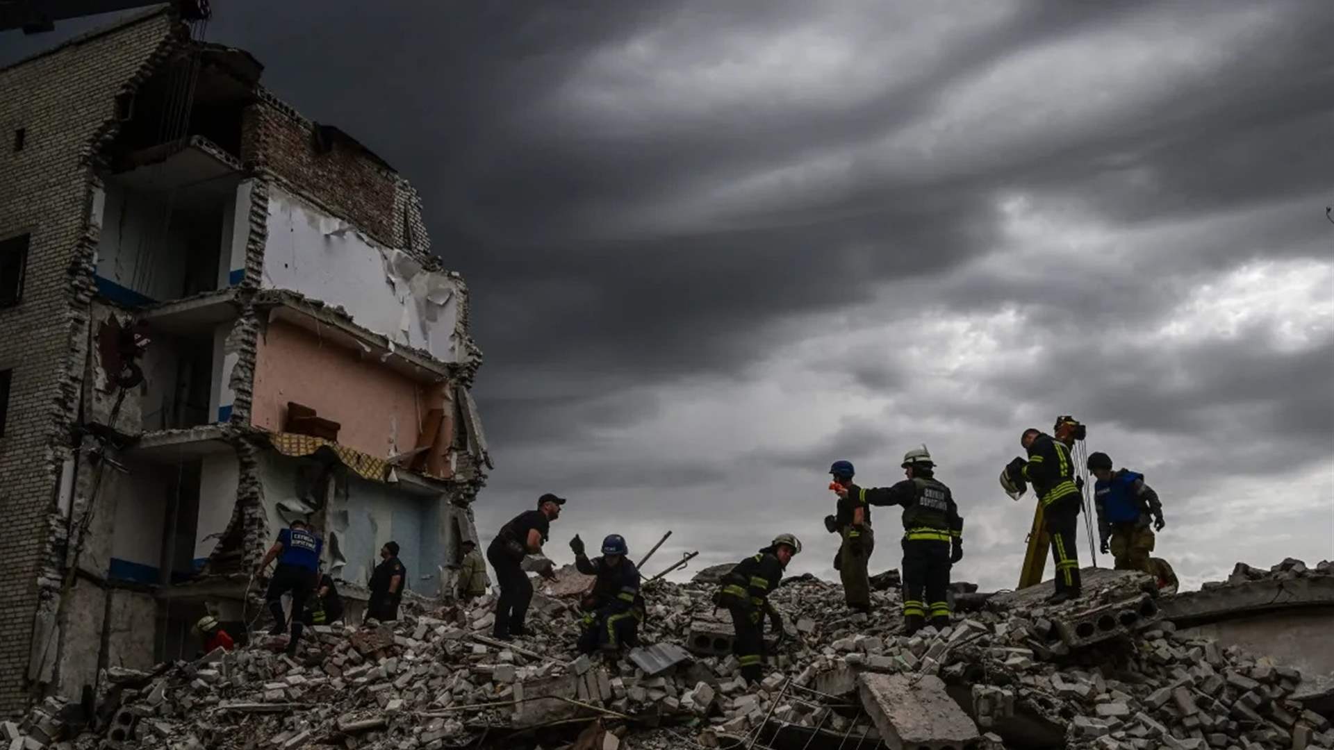 Top general says Ukrainian forces still control Chasiv Yar city