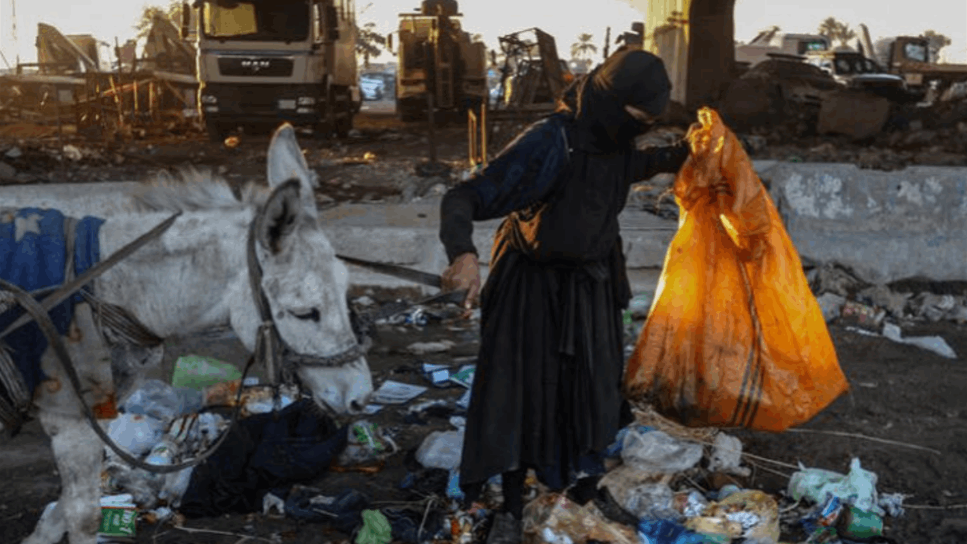 "لقد مات أطفالنا لأننا لم نكن نملك المال لإطعامهم"... زهراء العراقية من إيمانها استمدت قوة وهكذا تعيش اليوم!