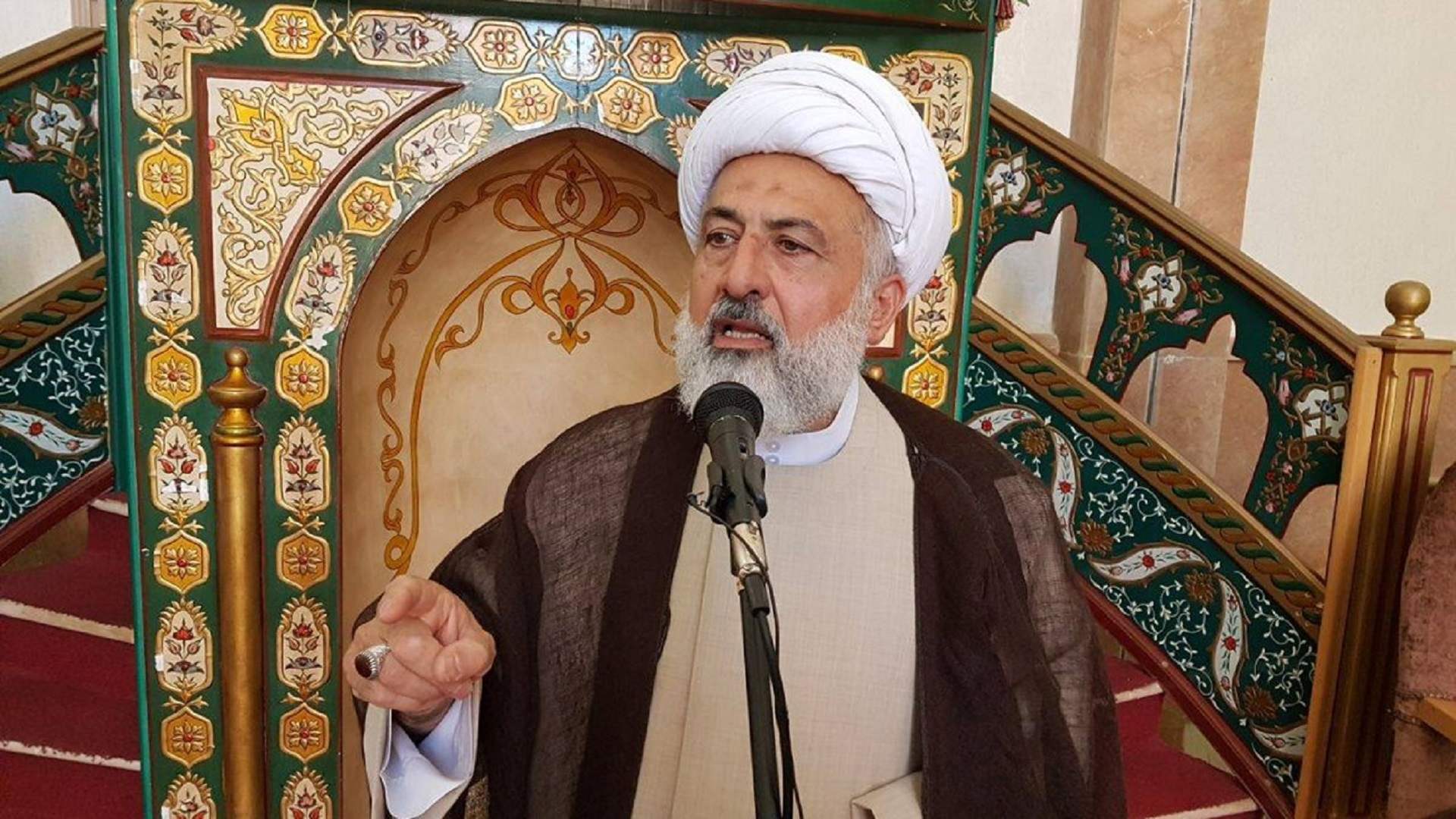 الخطيب دعا إلى التماس شهر شوال الثلاثاء