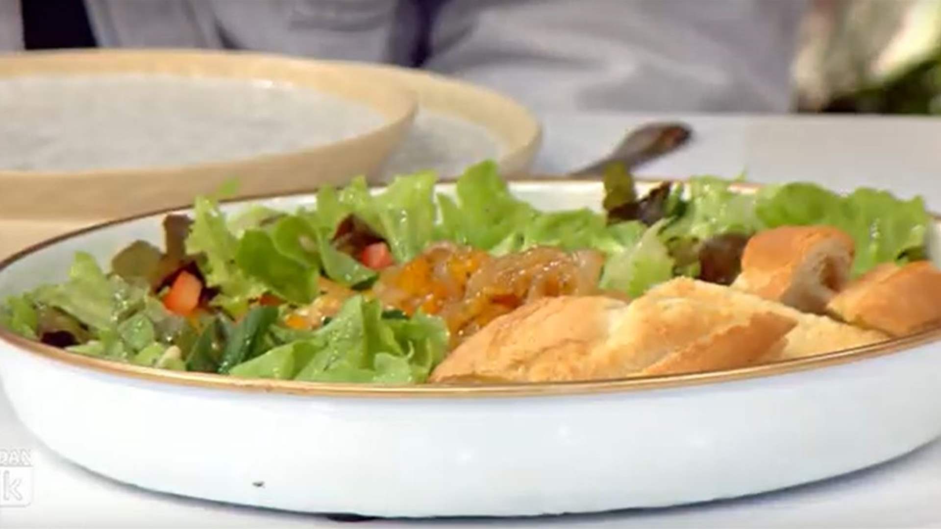 شوربة الحريرة المغربية وطبق الـ"باستا لينغويني" بصلصة الفطر وغيرها من الأطباق الشهية... تعرفوا إليها مع الشيف موسى الأحمد! (فيديو)
