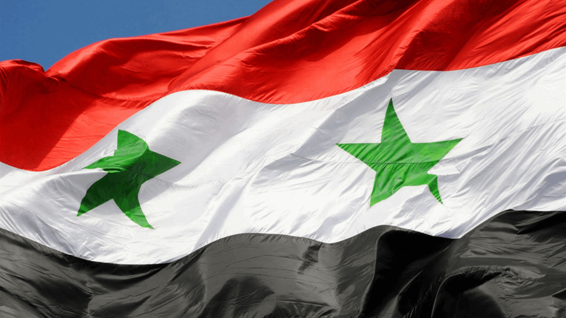 مقتل ثمانية مقاتلين سوريين موالين لإيران في هجوم في شرق سوريا
