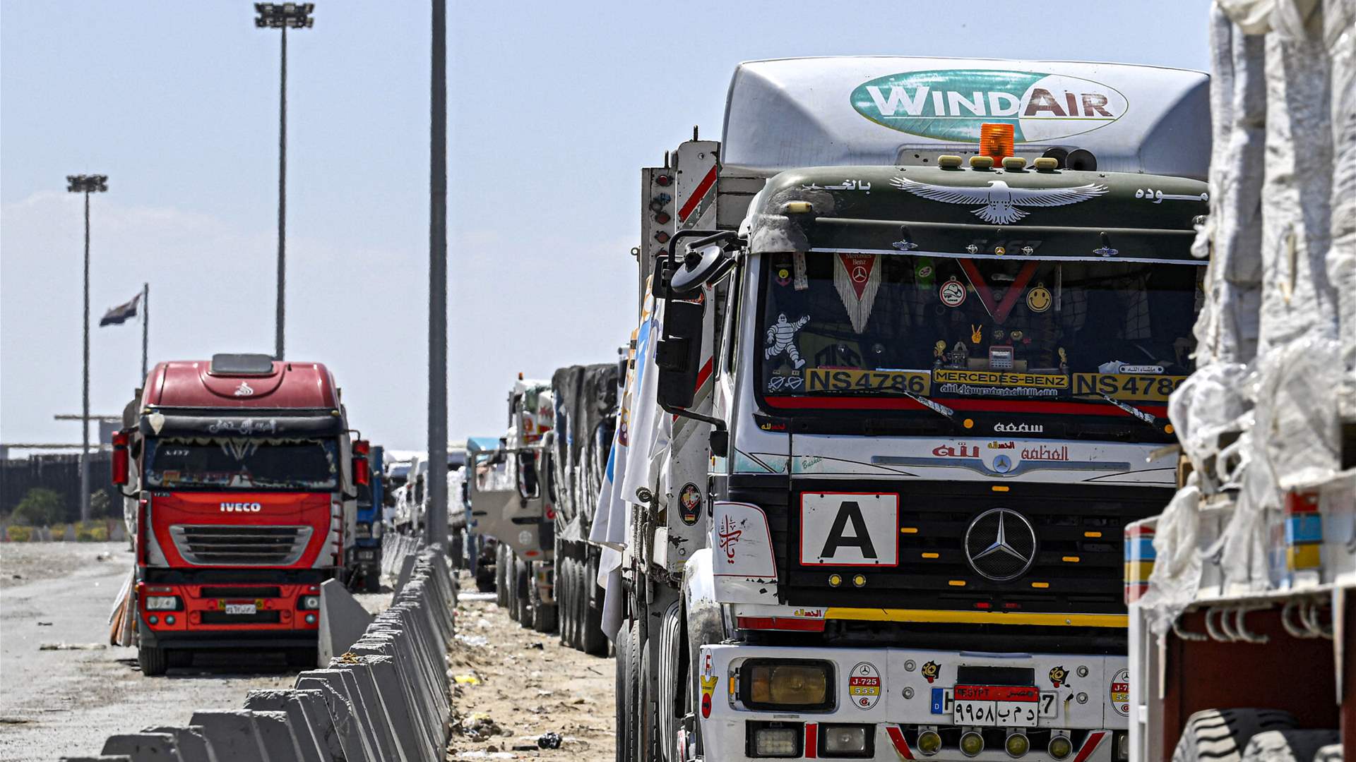 Israeli Army: 468 aid trucks enter Gaza