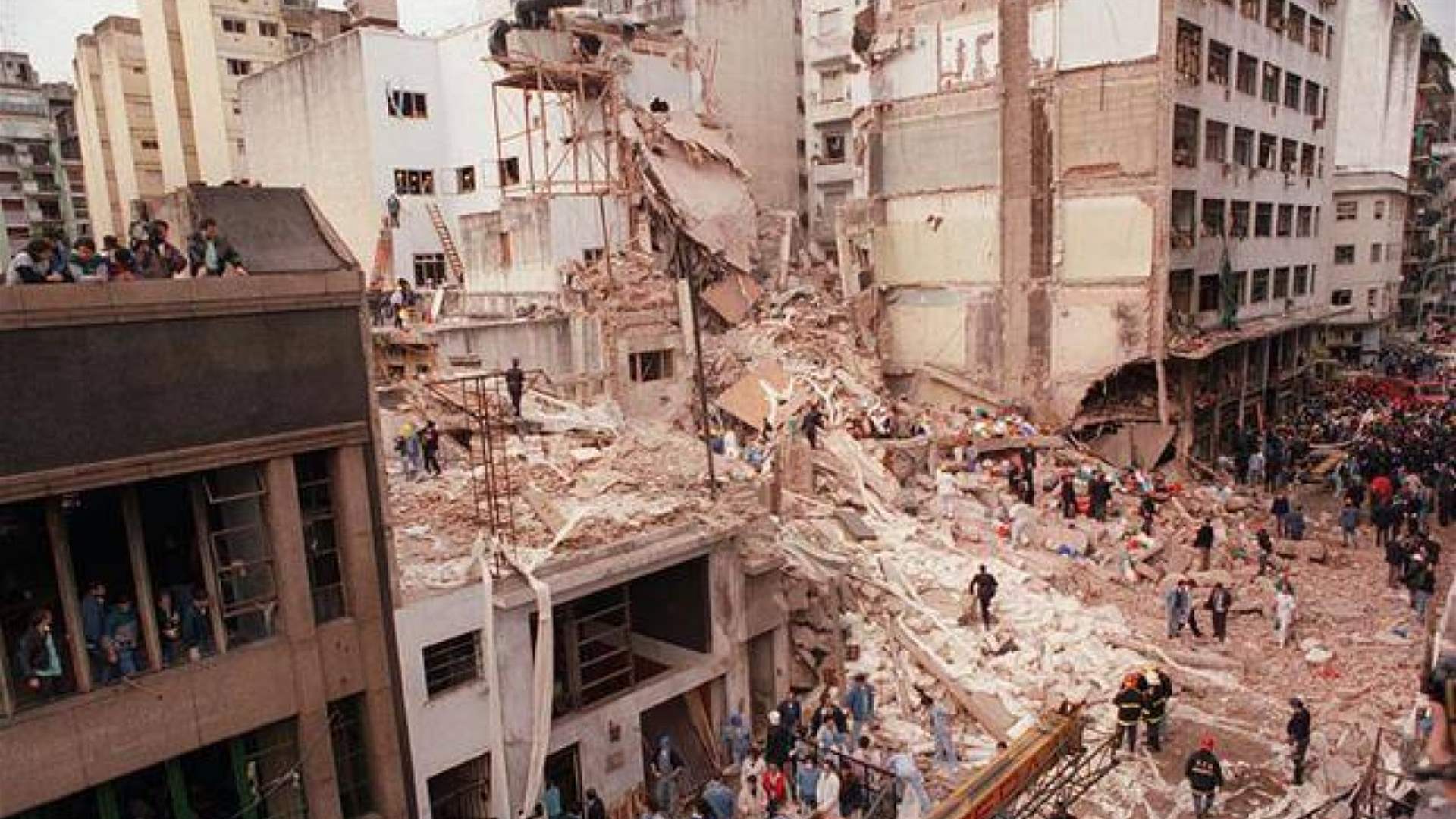 القضاء الأرجنتينيّ يتهم إيران بهجمات بوينوس آيرس ضد الجالية اليهودية عامي 1992 و1994