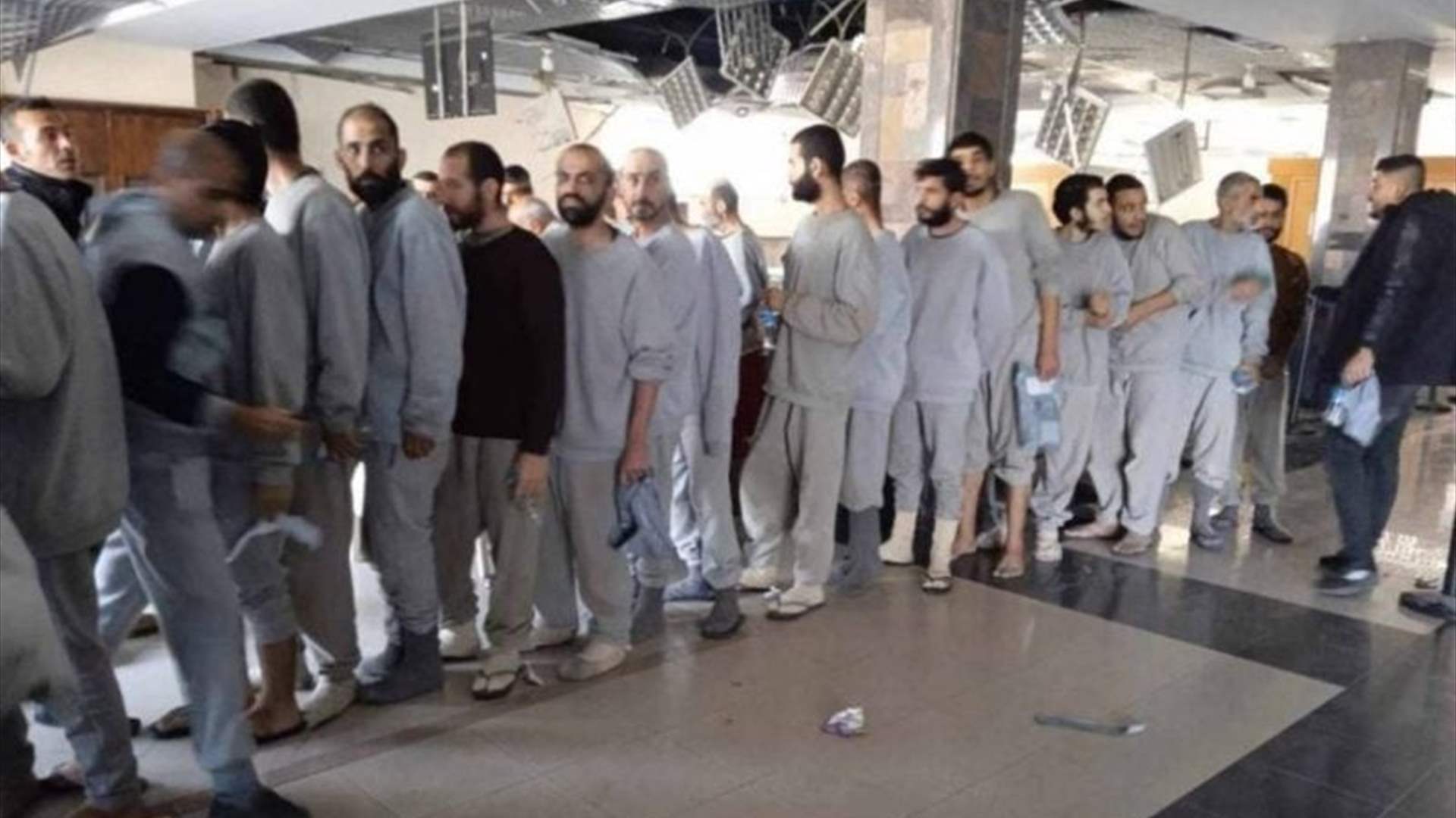 إسرائيل تفرج عن 150 معتقلا فلسطينيا من قطاع غزة
