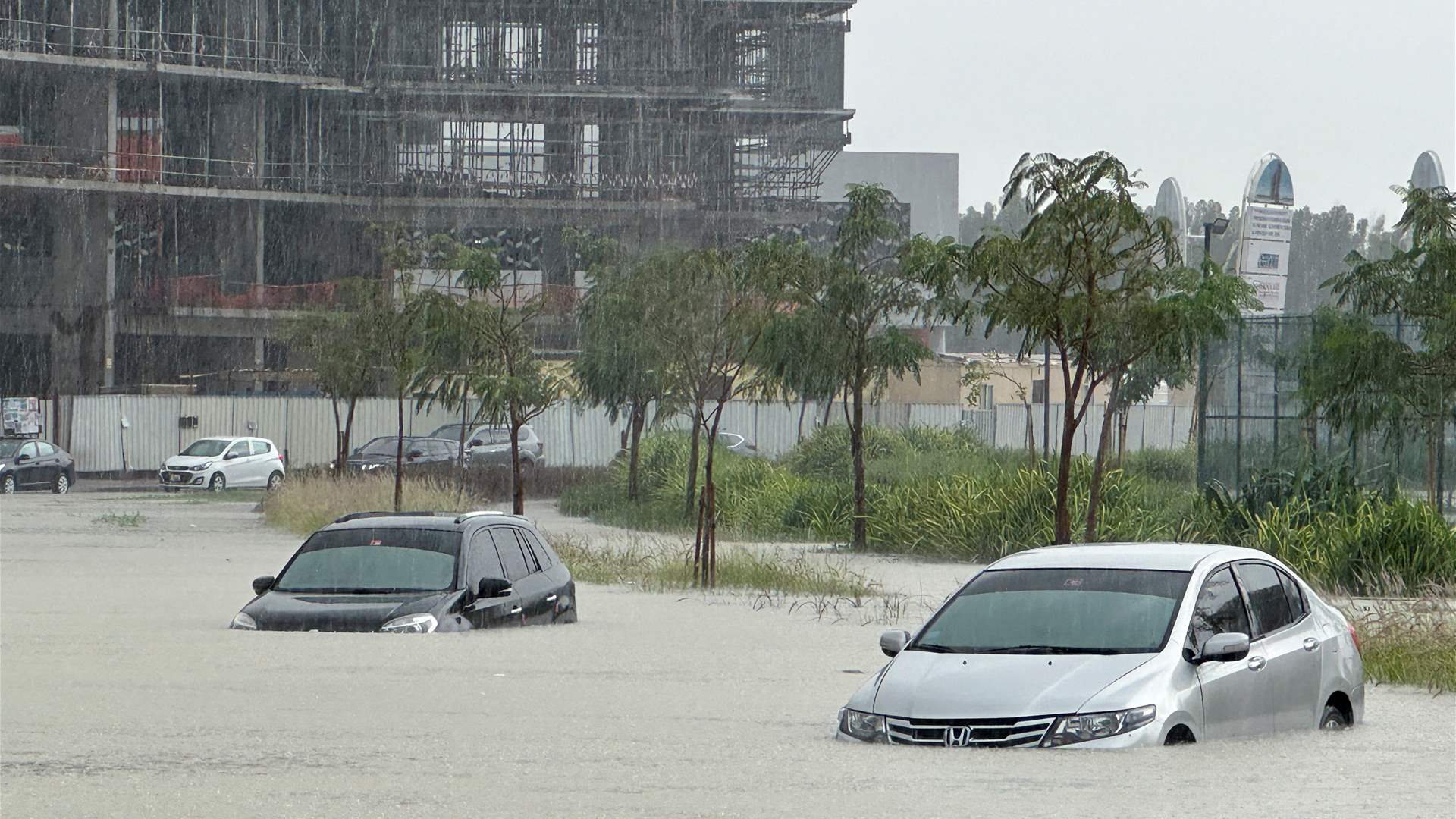 At least one dead following heavy rains in UAE