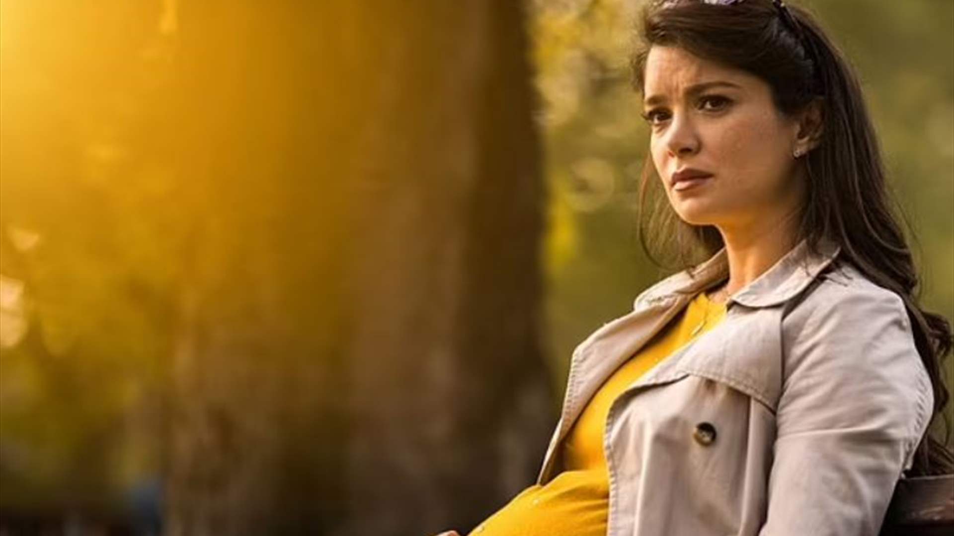 بعد أن تخلى عنها خطيبها... امرأة حامل تخطط لأمر غير متوقع: ما علاقة زوجها السابق؟