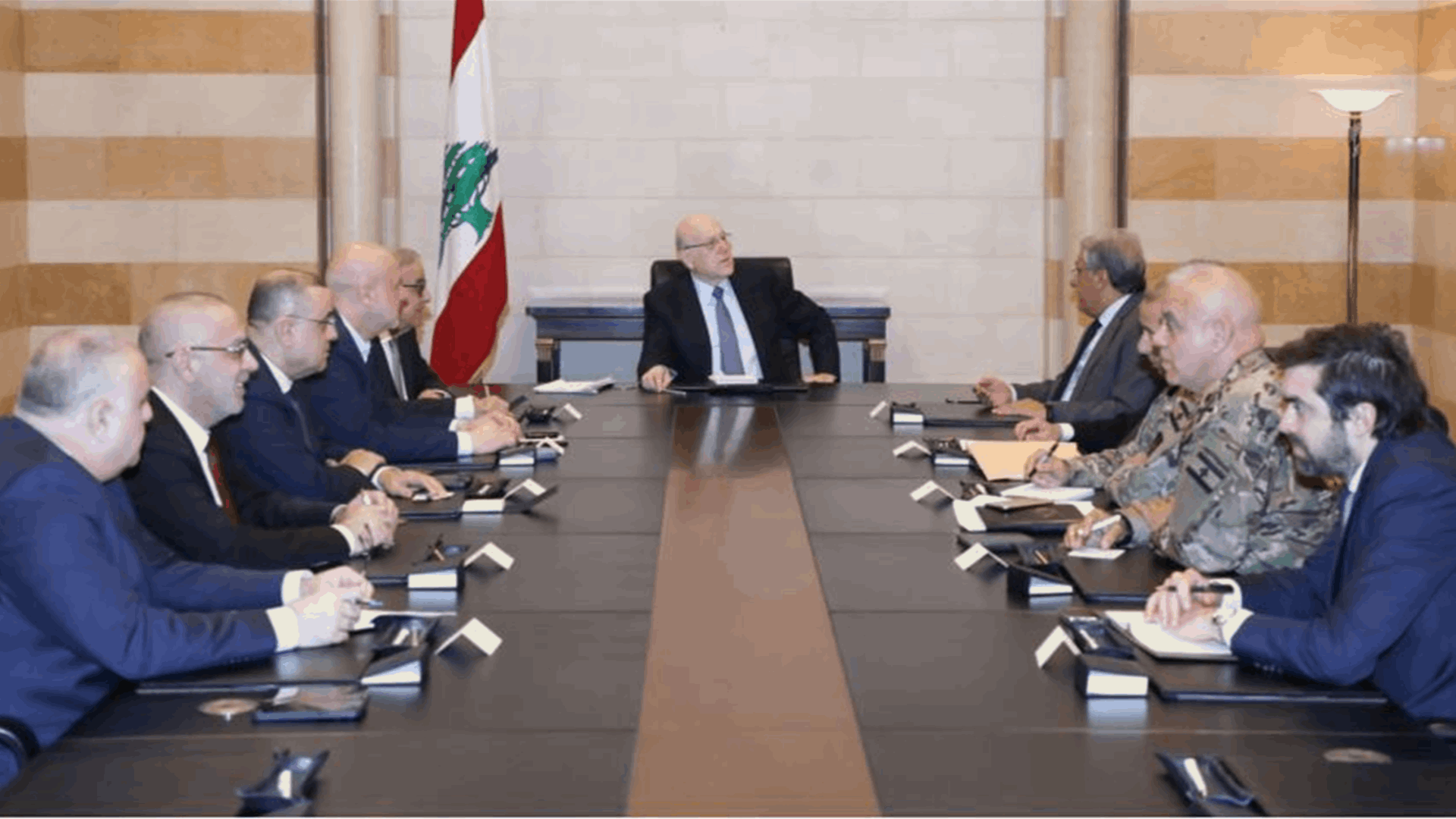 ملف "السجناء والمحكومين السوريين" على طاولة ميقاتي..