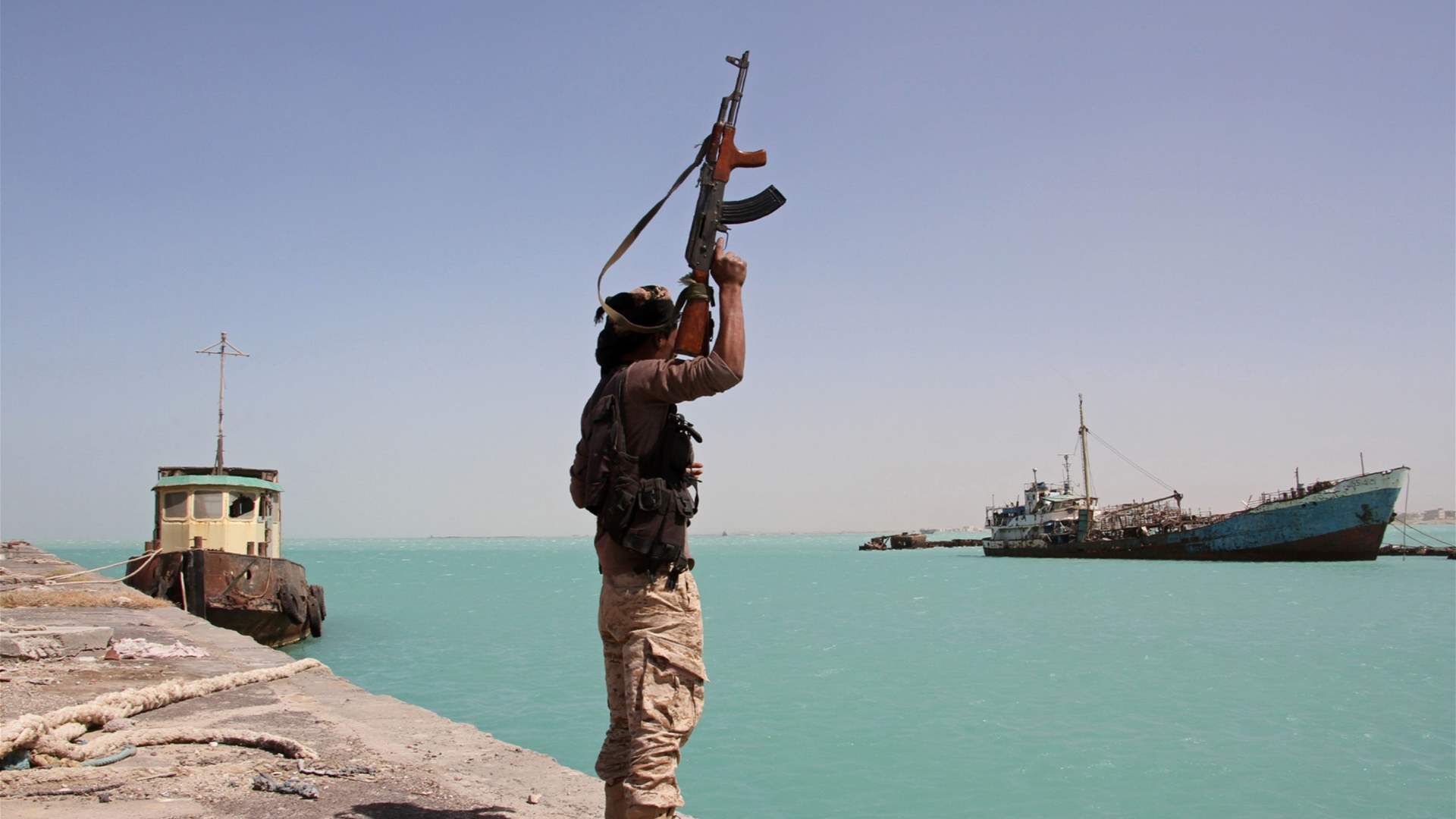 Ambrey: Missiles sighted 15 nautical miles southwest of Yemen&#39;s Mokha