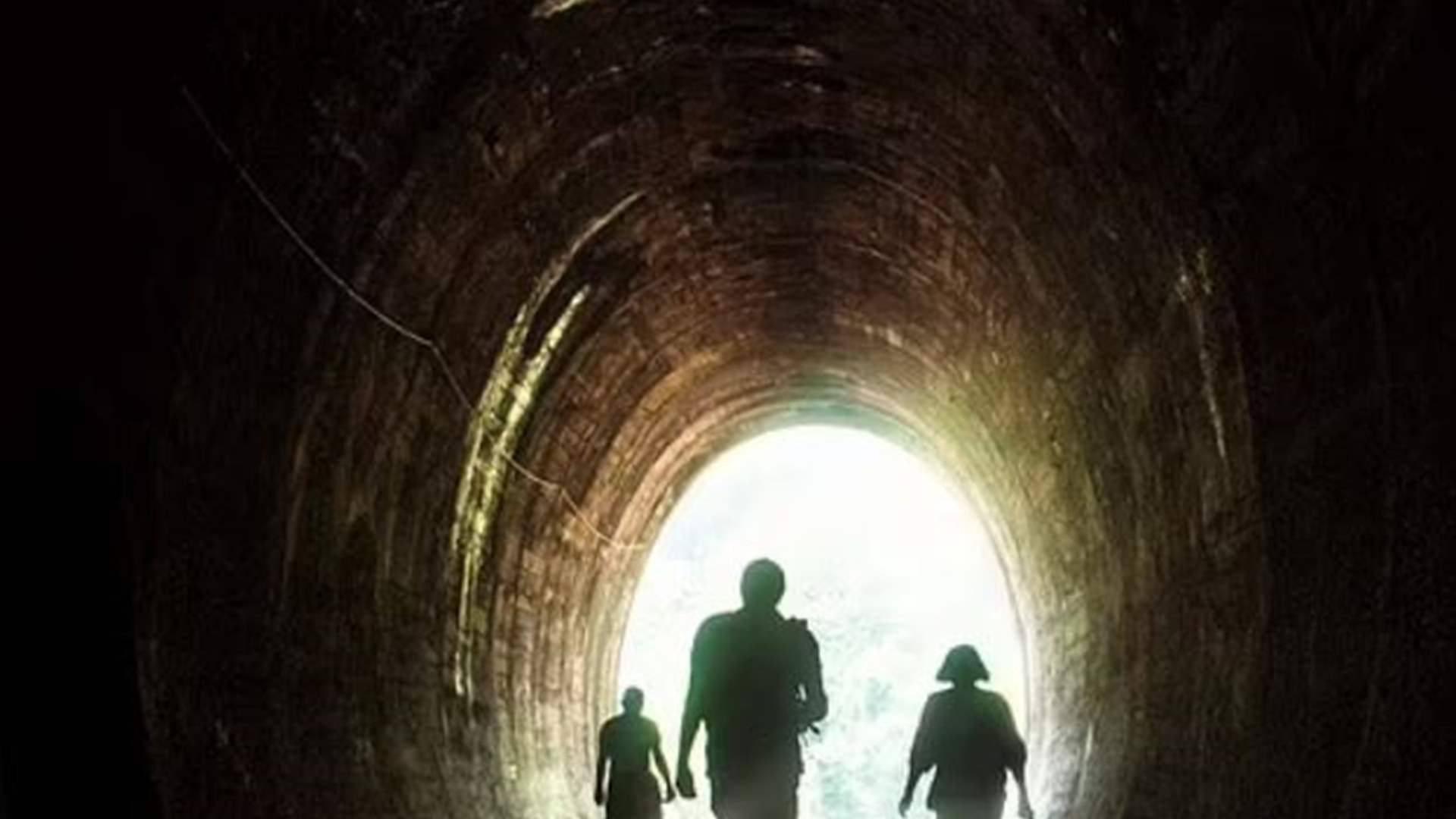 أشخاص يتحدثون عن تجاربهم مع "متلازمة الرجل الثالث"... من يسير بجانبكم دائما؟!