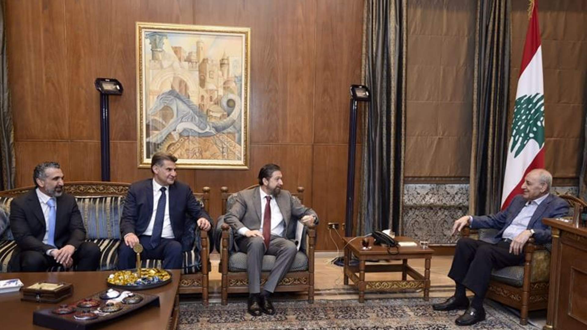 كرامي خلال لقائه بري: نحن مع الشرعية الدولية ومع تطبيق القرار 1701 لكن تطبيقه يكون على كل الأطراف