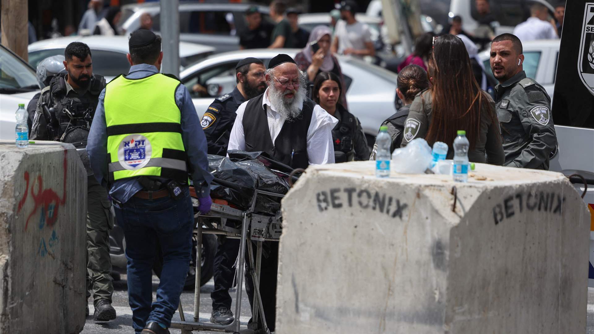 Turkish man shot dead after stabbing Israeli policeman in Jerusalem