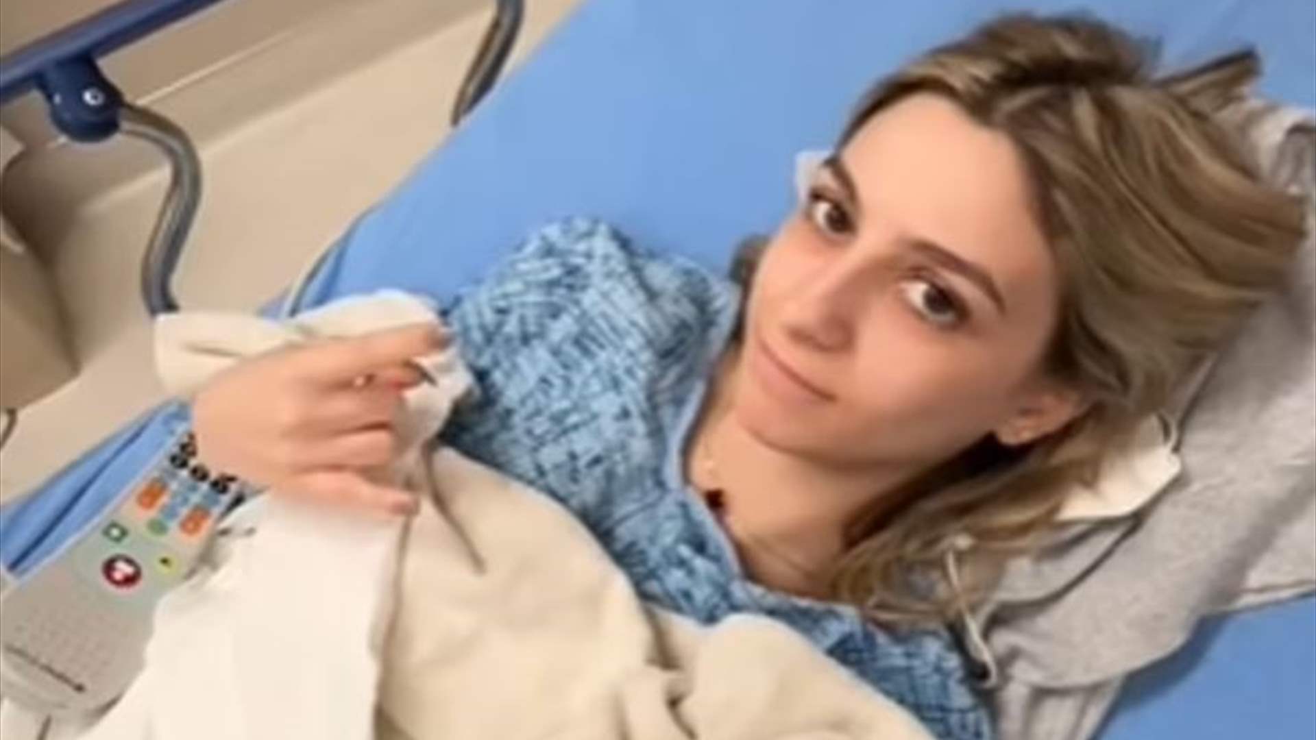 بعد إصابة إحدى صانعات المحتوى بمضاعفات خطيرة... طبيب يحذّر من مخاطر النودلز الكورية!