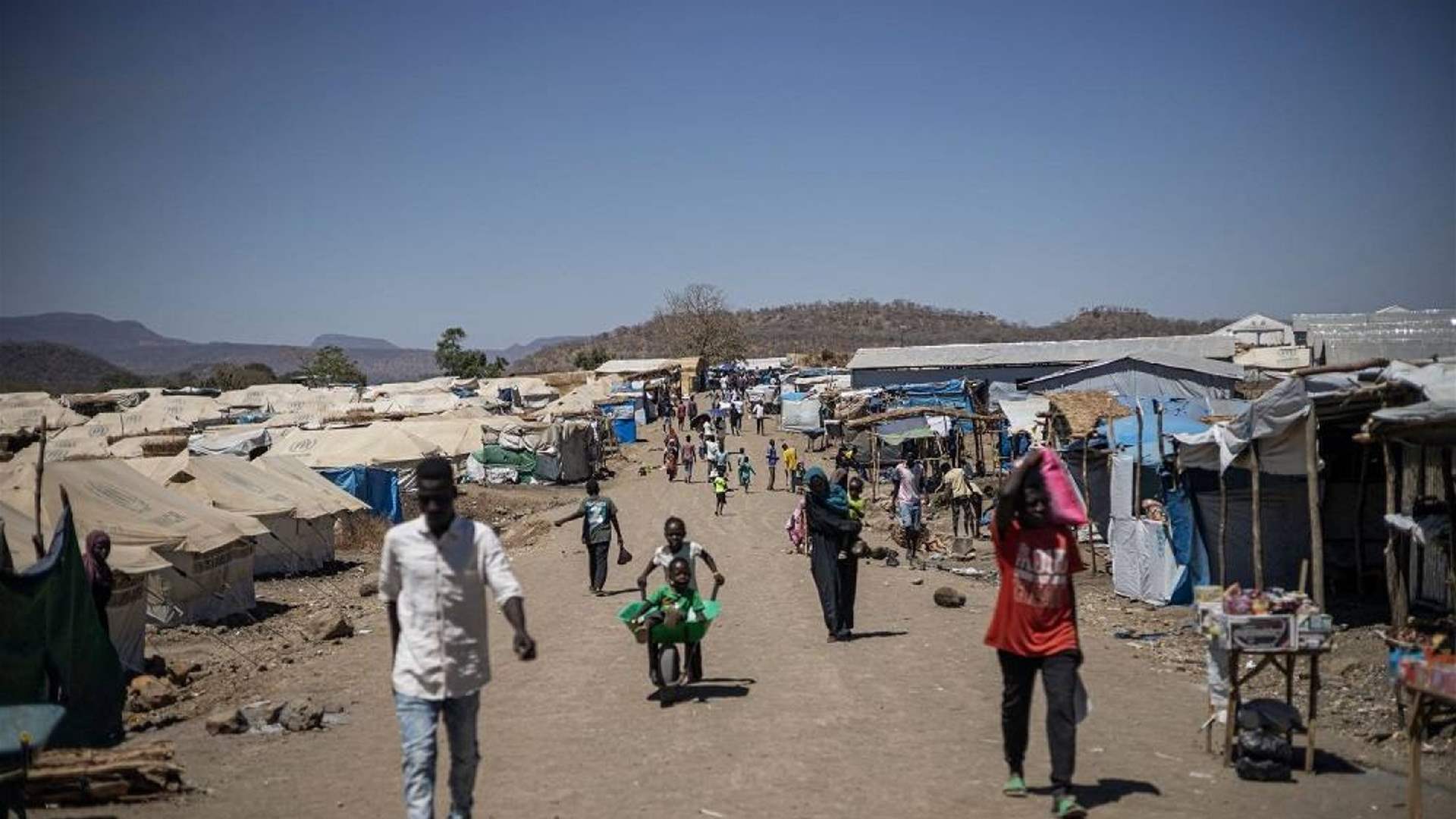 WFP: Violence shuts crucial aid corridor into Sudan&#39;s Darfur