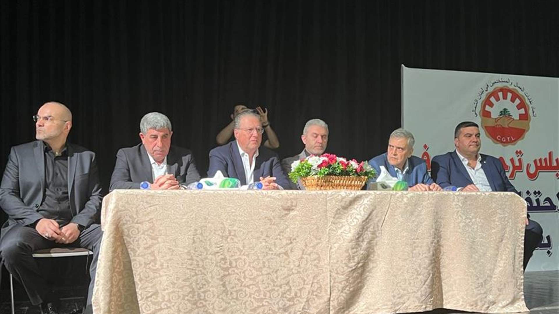  شقير في احتفال عيد العمال: لا يمكن أن يتعافى المجتمع الإقتصادي بدون أن تتعافى الدولة