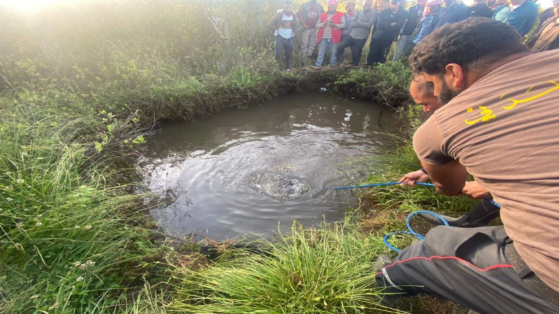 انتشال جثة فتى سوري قضى غرقا في بركة مياه زراعية في عندقت العكارية