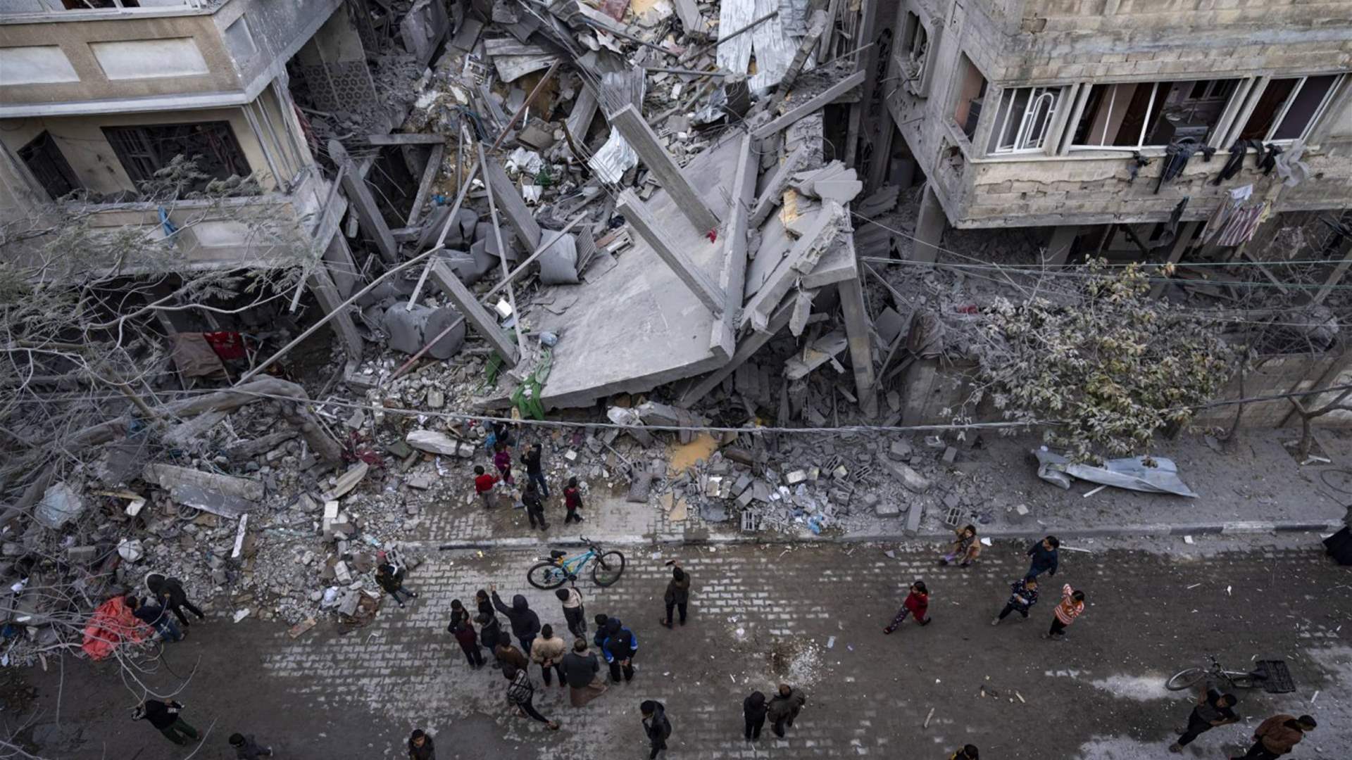 Gaza Civil Defense announces killing of two doctors in Israeli shelling on central Gaza